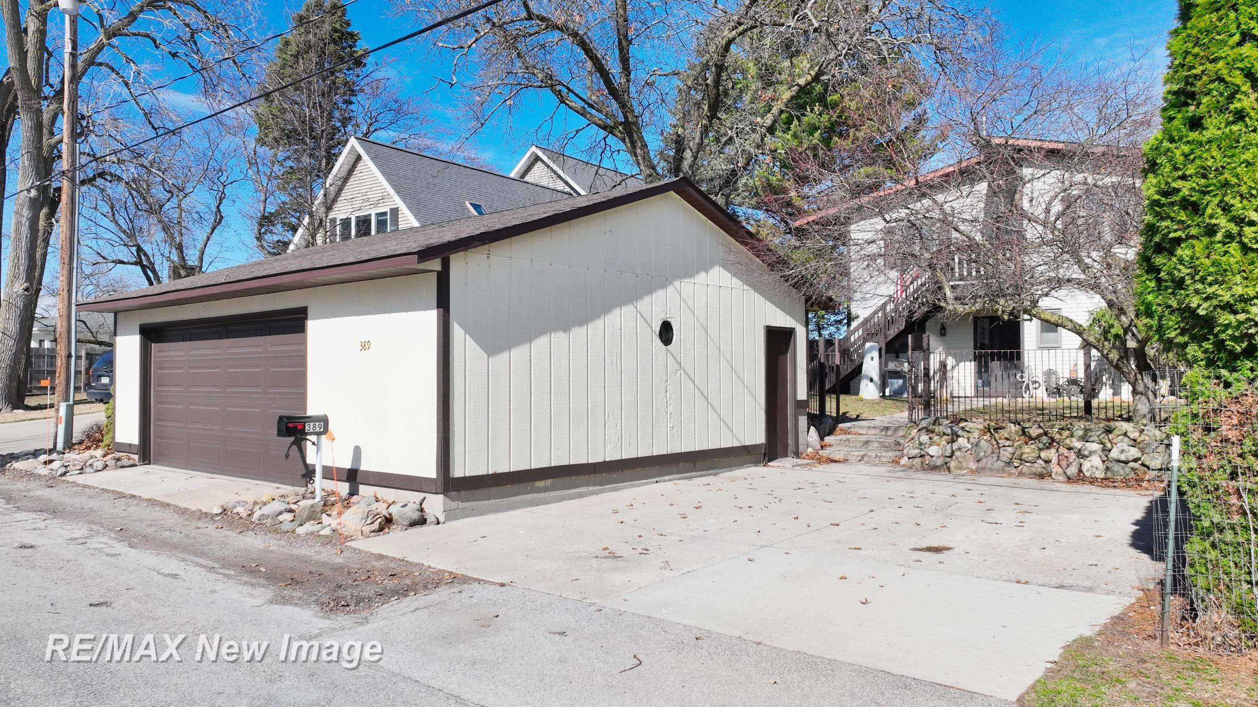 389 Ricoma Beach Road, Bay City, MI 48706 — Photo 46