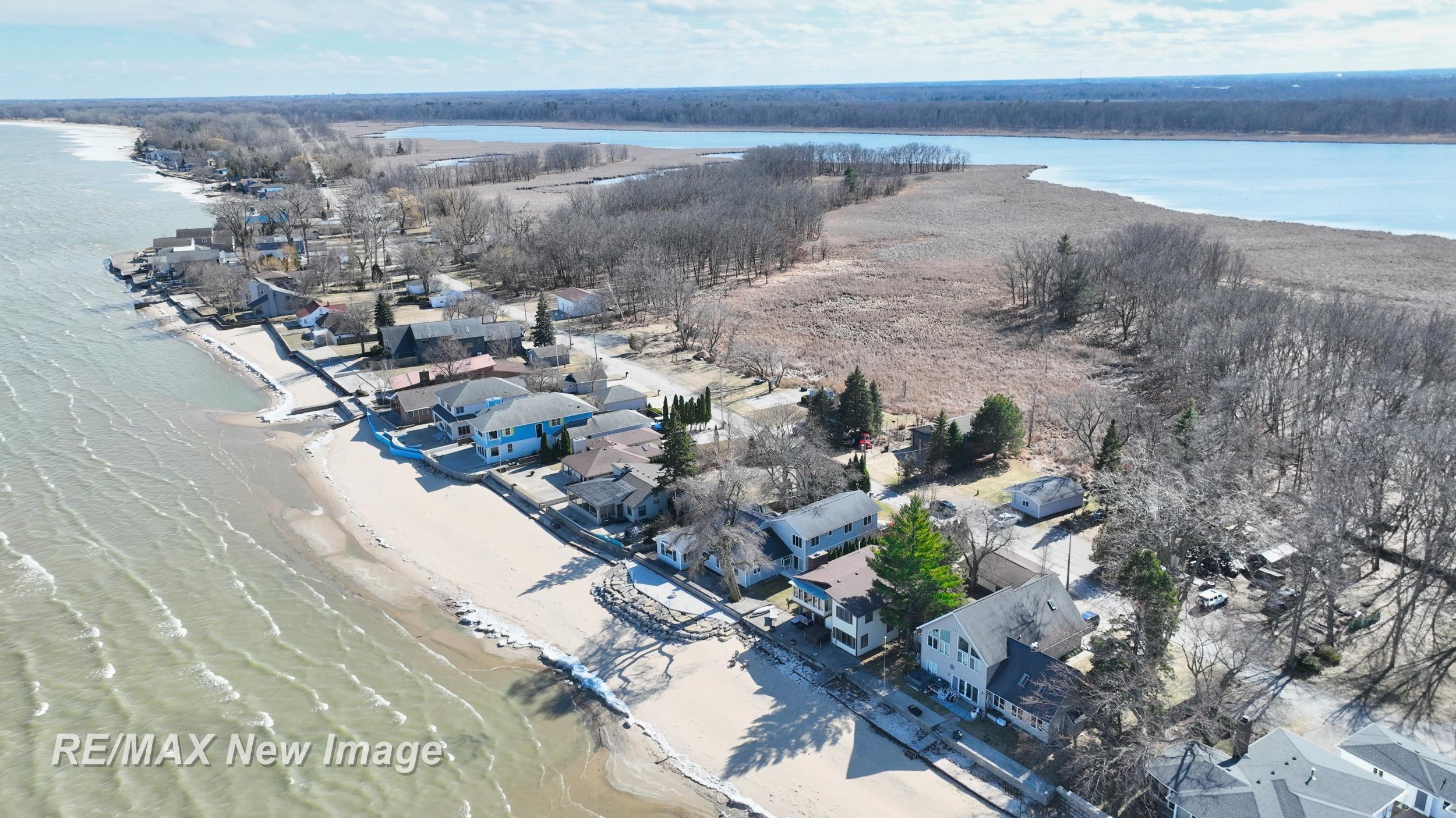 389 Ricoma Beach Road, Bay City, MI 48706 — Photo 57