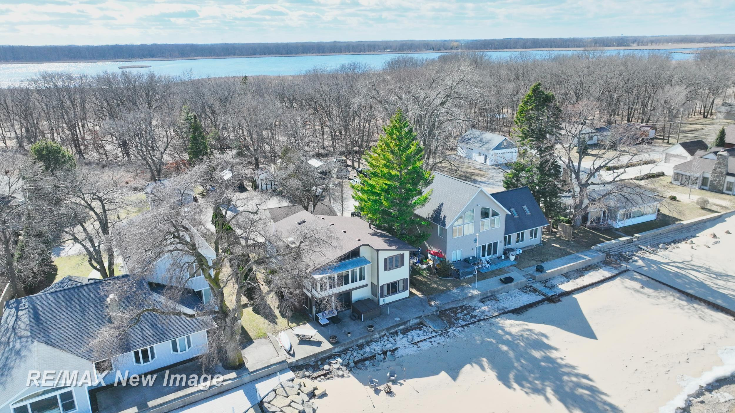 389 Ricoma Beach Road, Bay City, MI 48706 — Photo 59