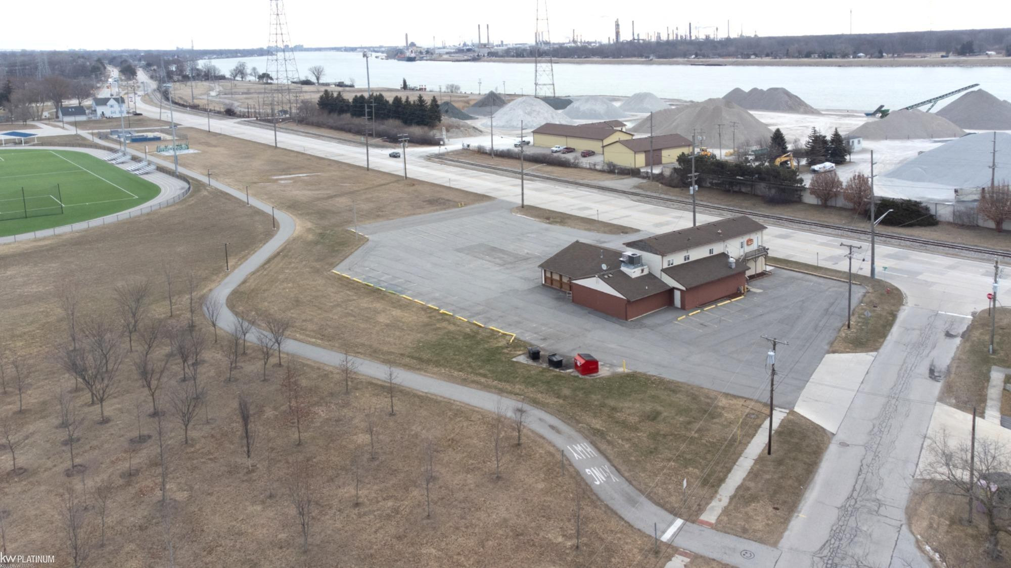 596 Busha Highway, Marysville, MI 48040 — Photo 4