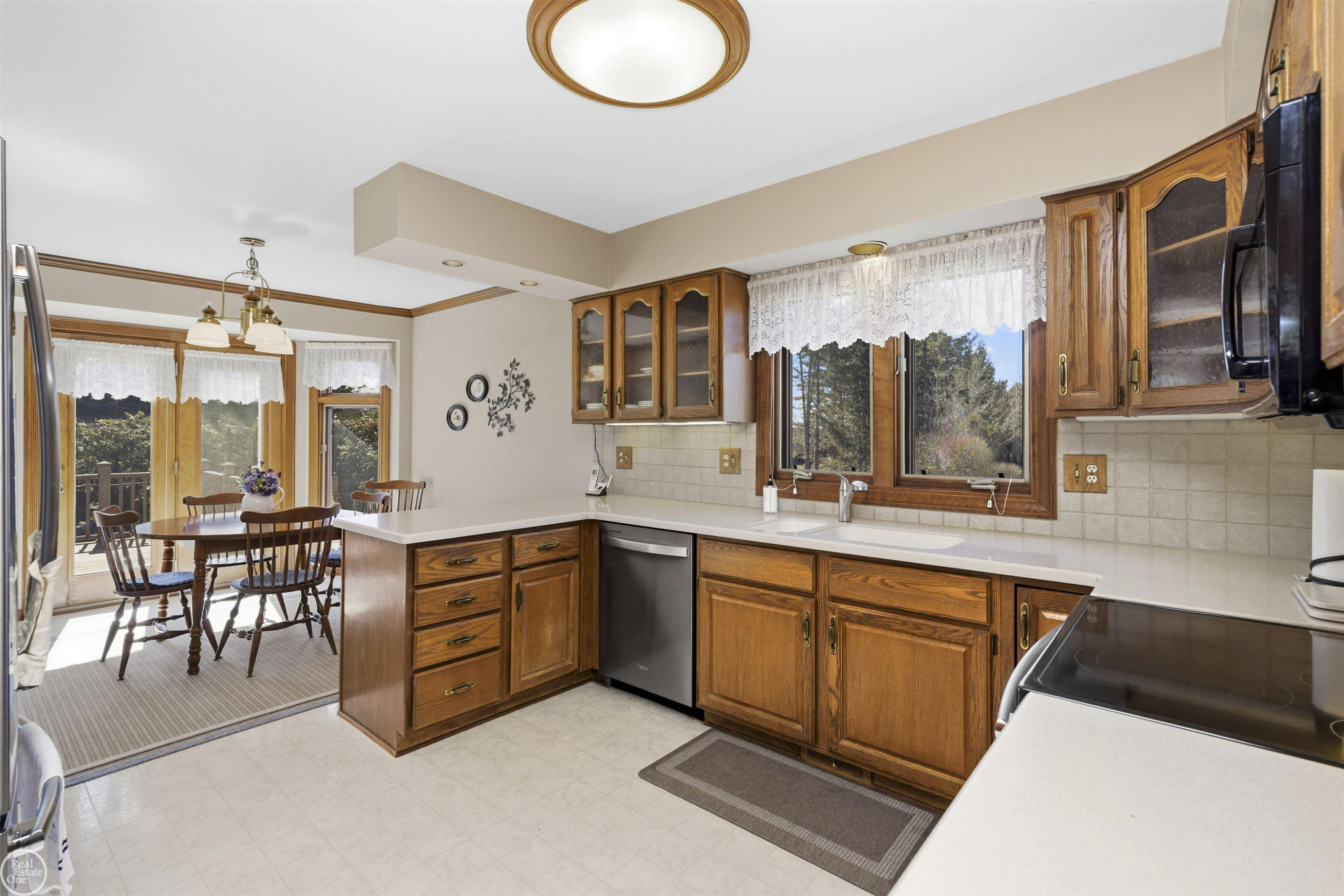 41777 Pon Meadow Court, Northville, MI 48168 — Photo 25