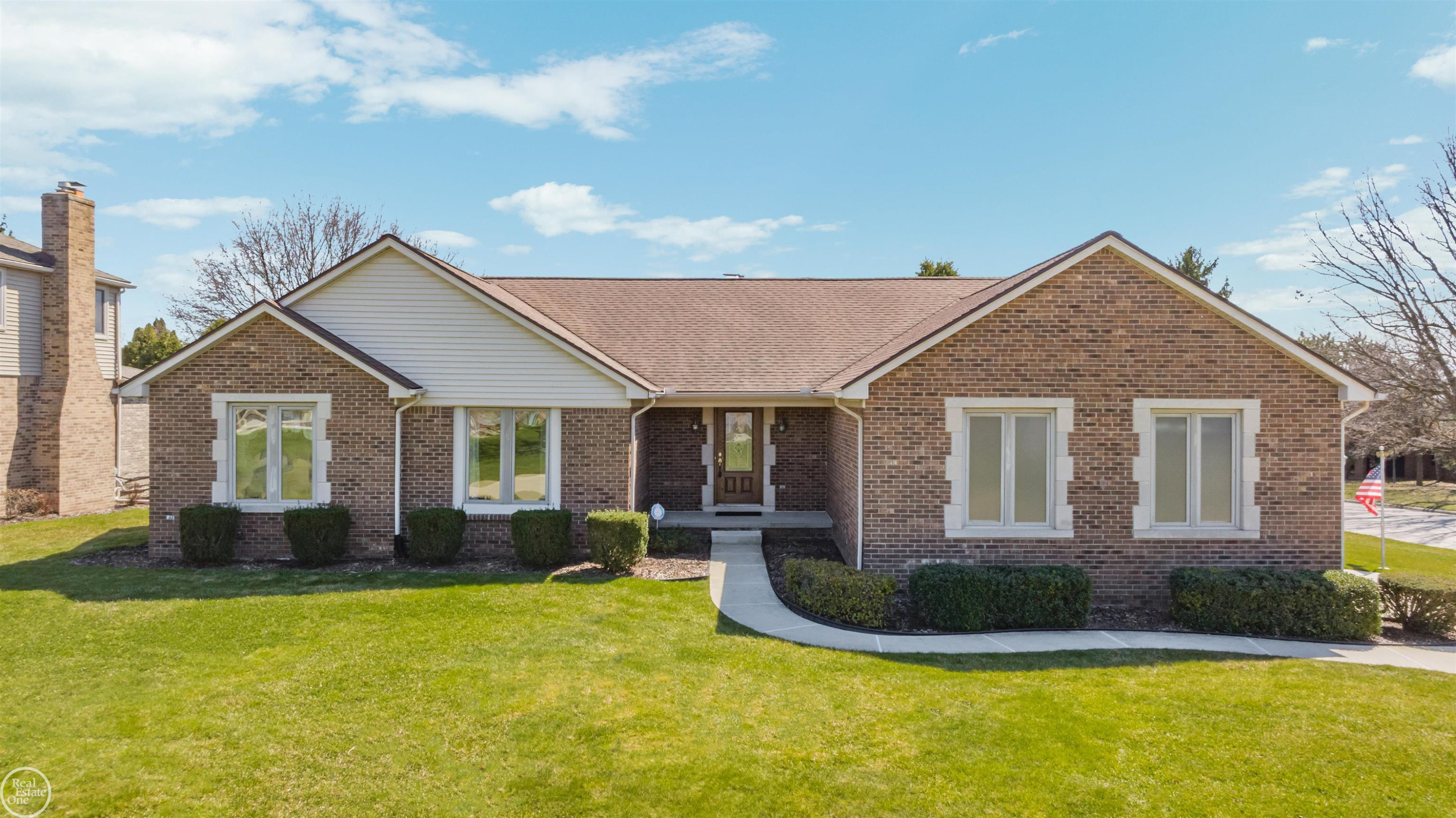 41777 Pon Meadow Court, Northville, MI 48168 — Photo 2
