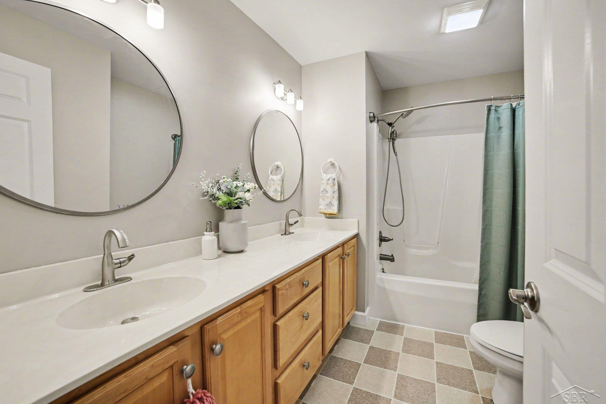 711 Honeysuckle Circle, Midland, MI 48642 — Photo 16