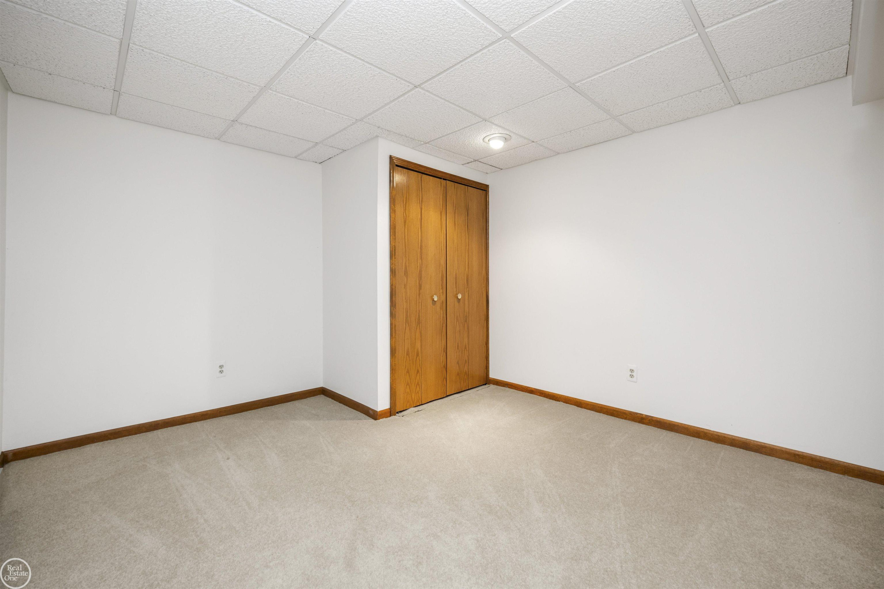 41777 Pon Meadow Court, Northville, MI 48168 — Photo 46