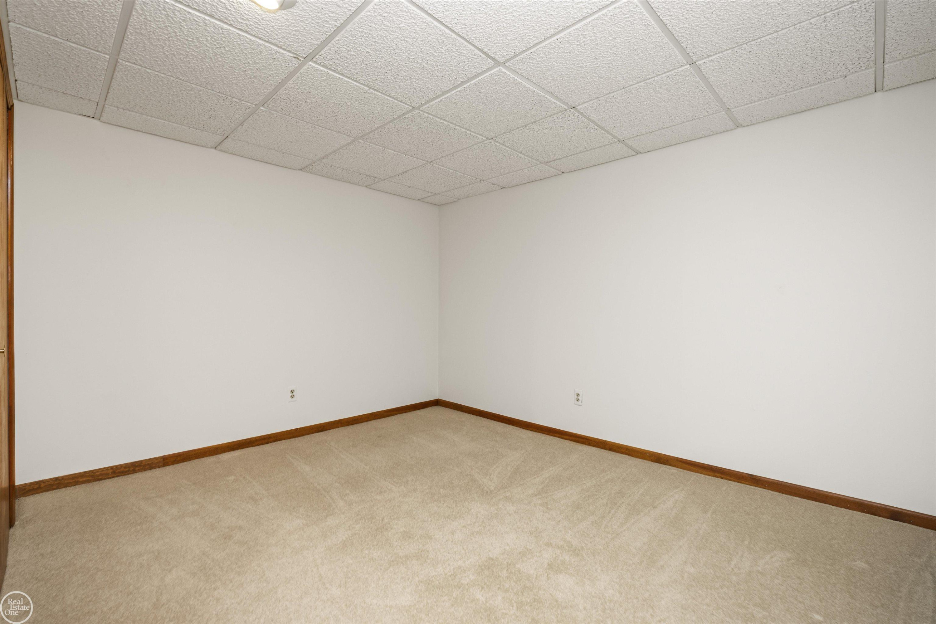41777 Pon Meadow Court, Northville, MI 48168 — Photo 47