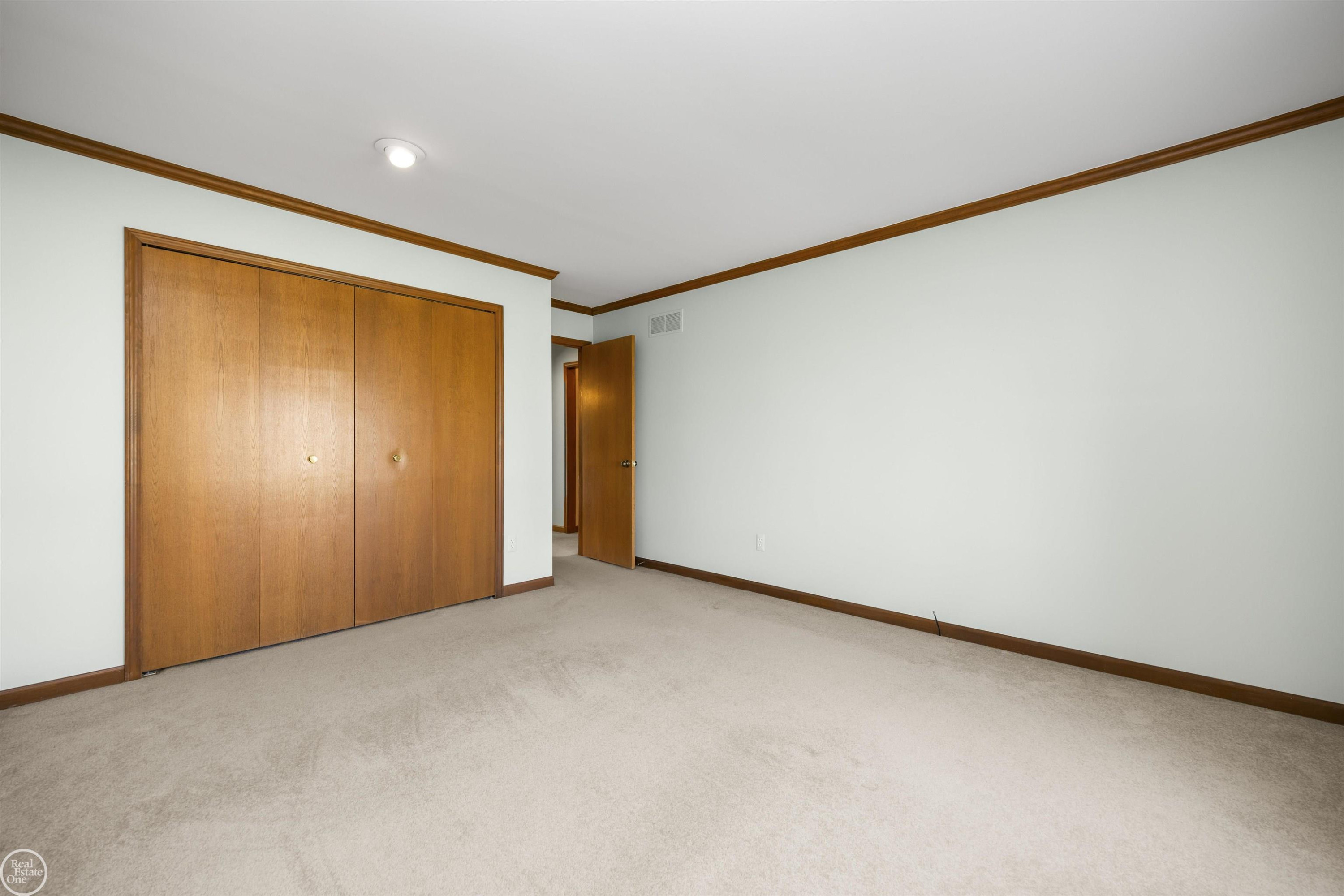 41777 Pon Meadow Court, Northville, MI 48168 — Photo 54