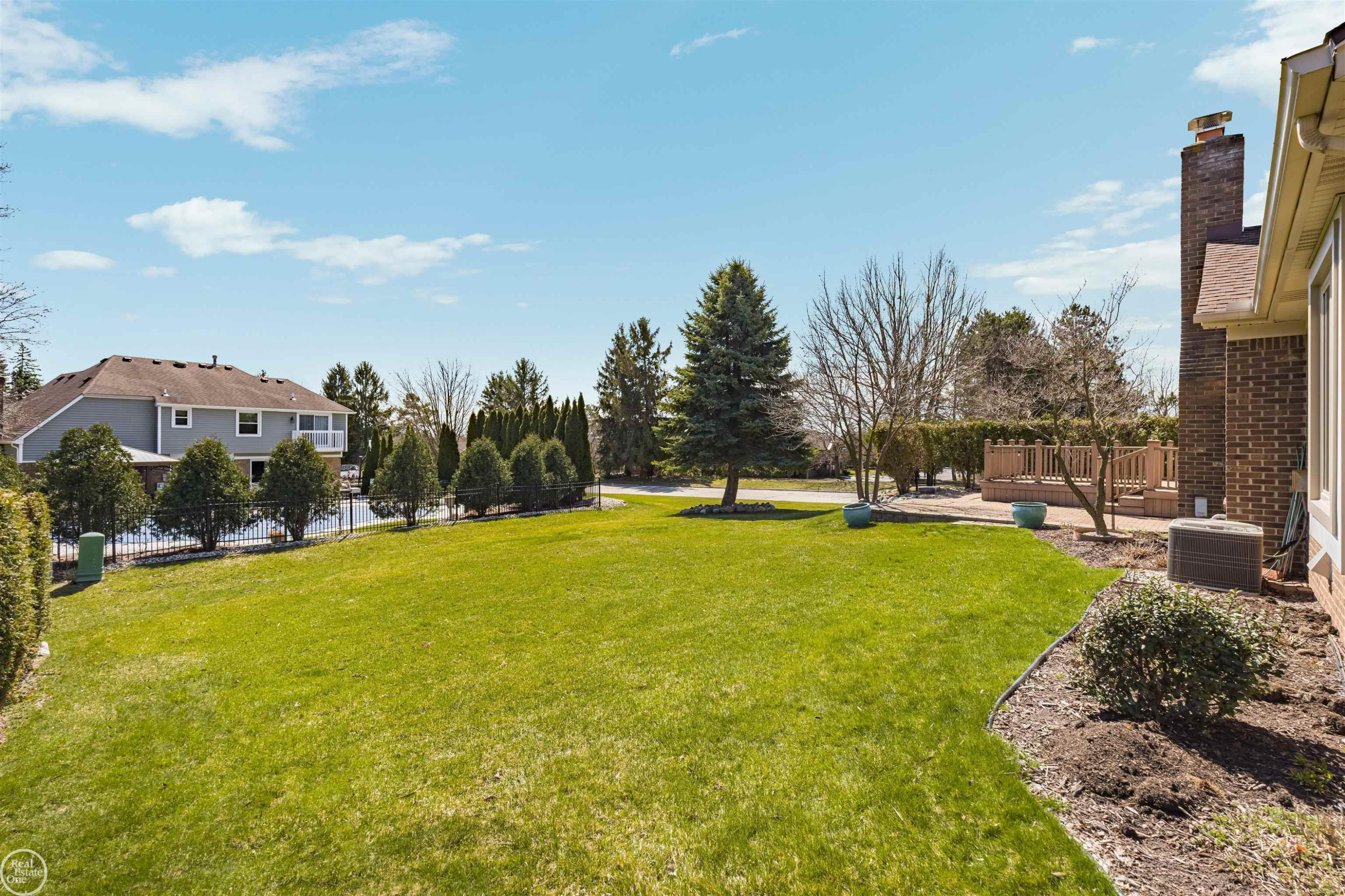 41777 Pon Meadow Court, Northville, MI 48168 — Photo 81