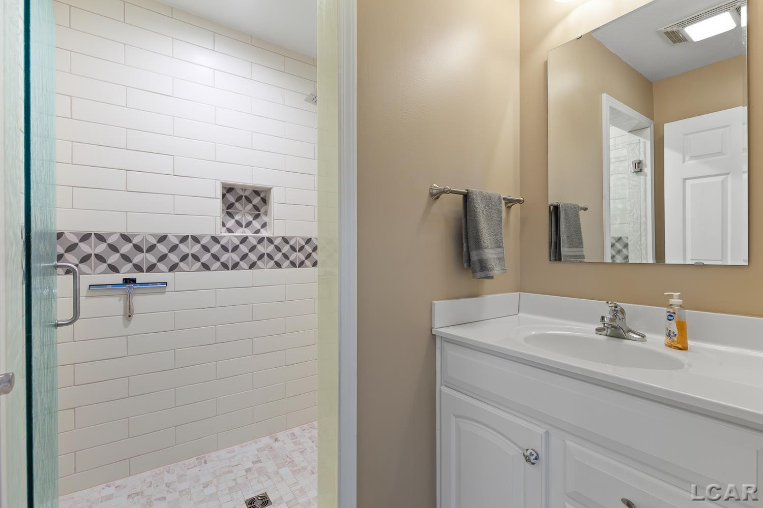 10950 W Ferndale Drive, Manitou Beach, MI 49253 — Photo 31