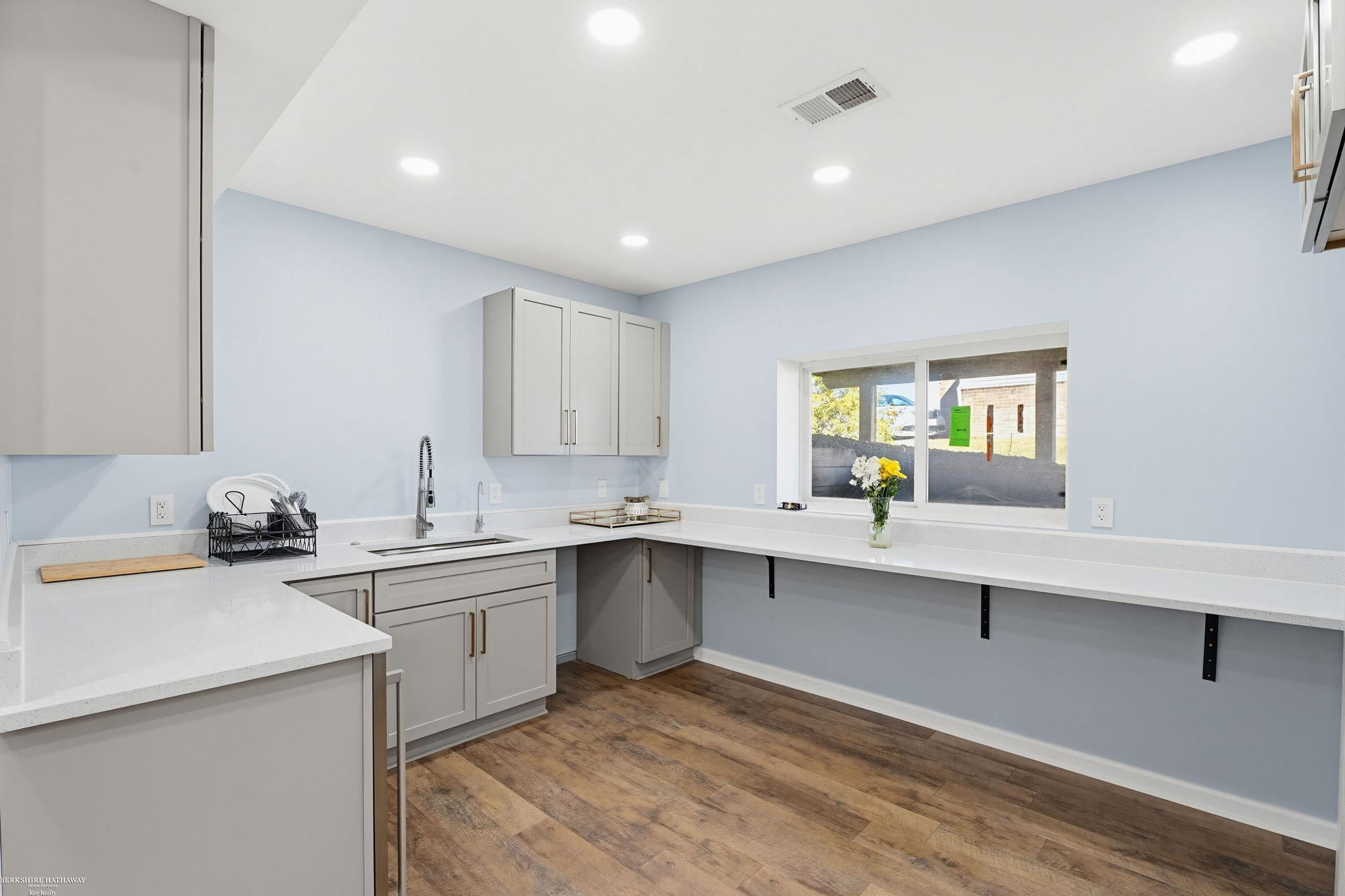30096 Braeburn Street, MI 48165 — Photo 53