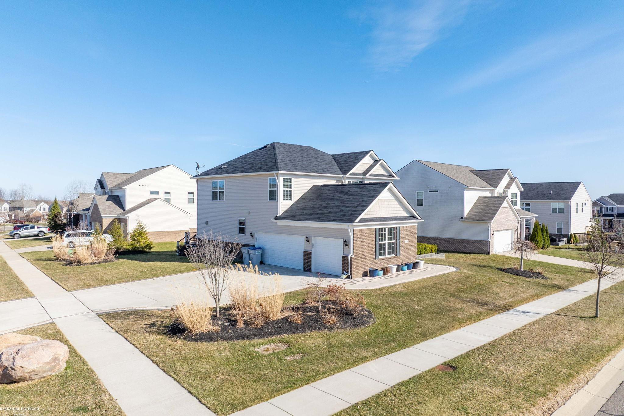 30096 Braeburn Street, MI 48165 — Photo 64