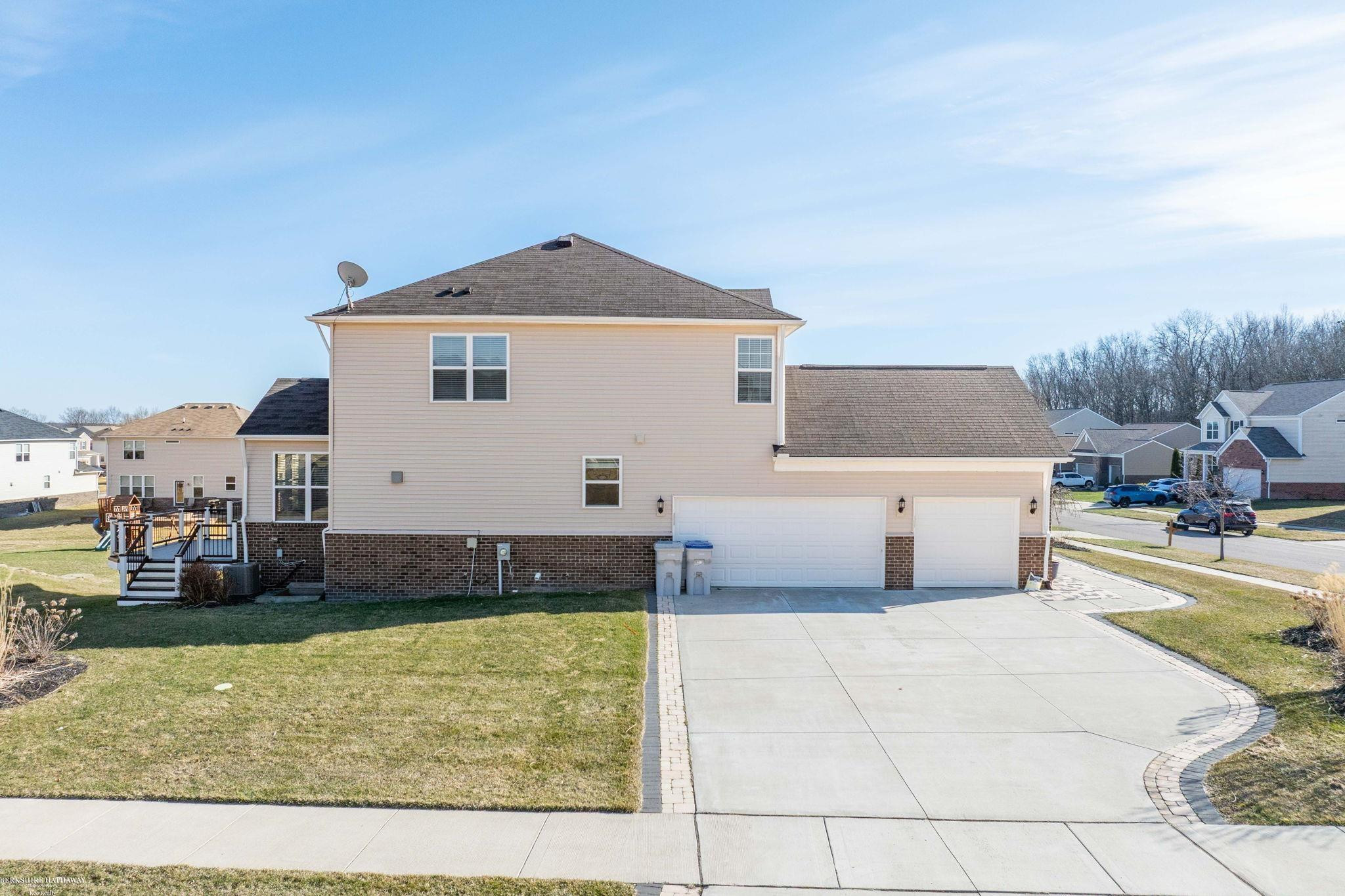 30096 Braeburn Street, MI 48165 — Photo 65