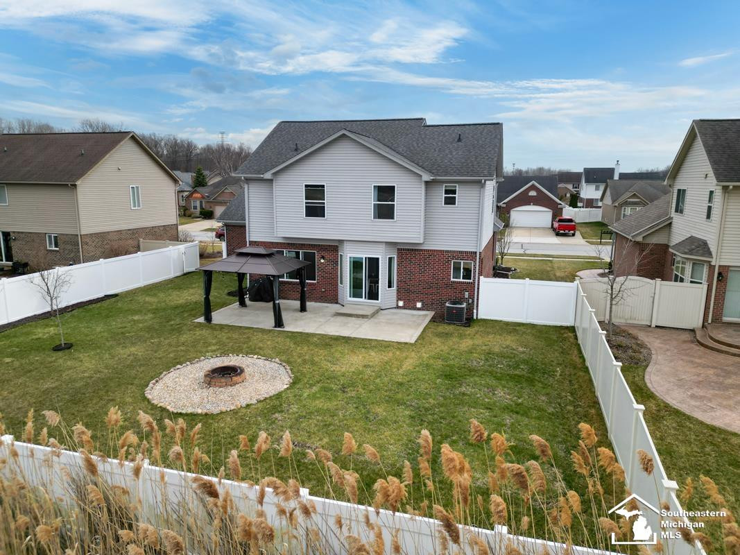 23200 Bluegrass Drive, MI 48183 — Photo 6