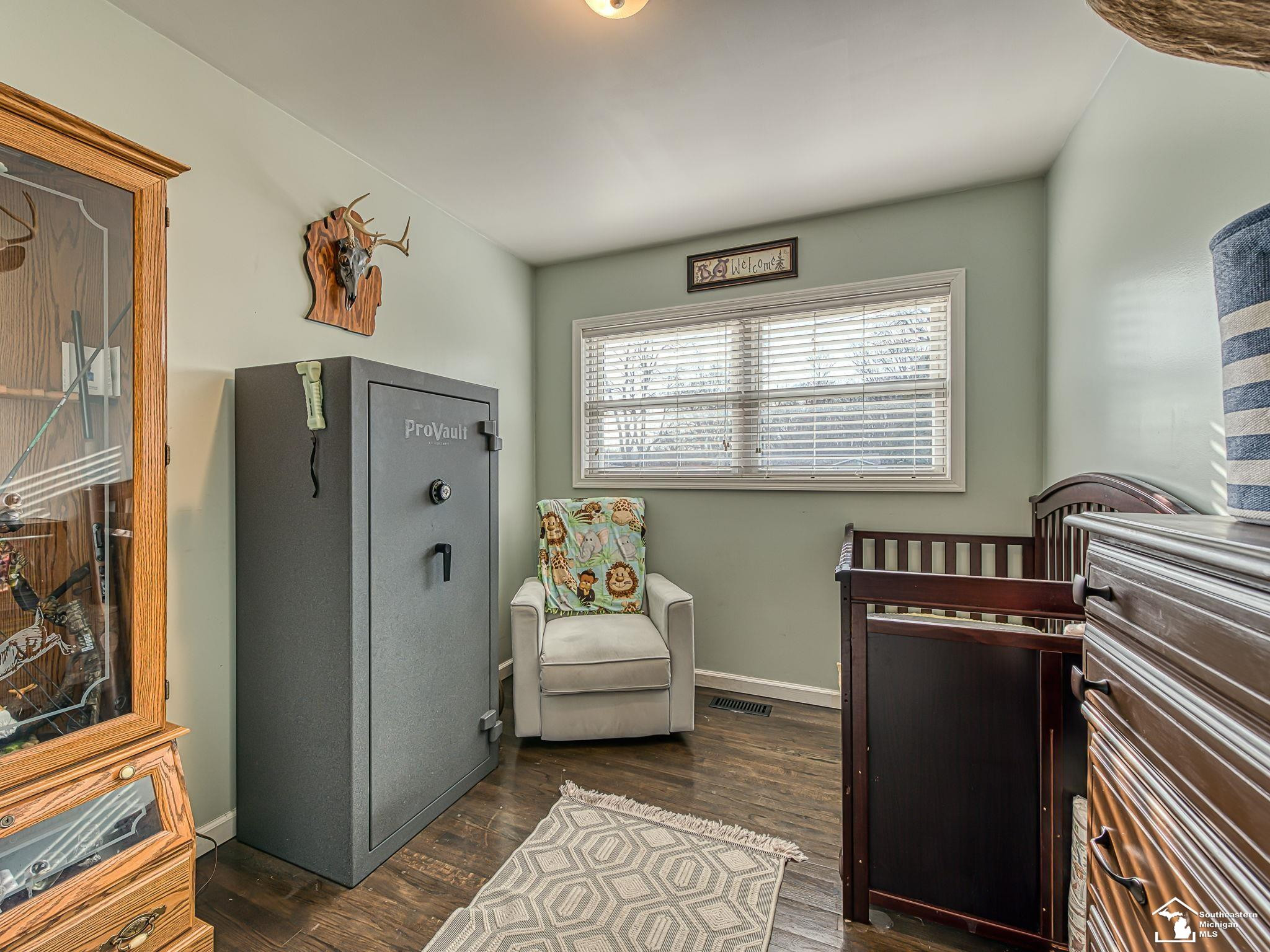 8872 Woodside Drive, Temperance, MI 48182 — Photo 10