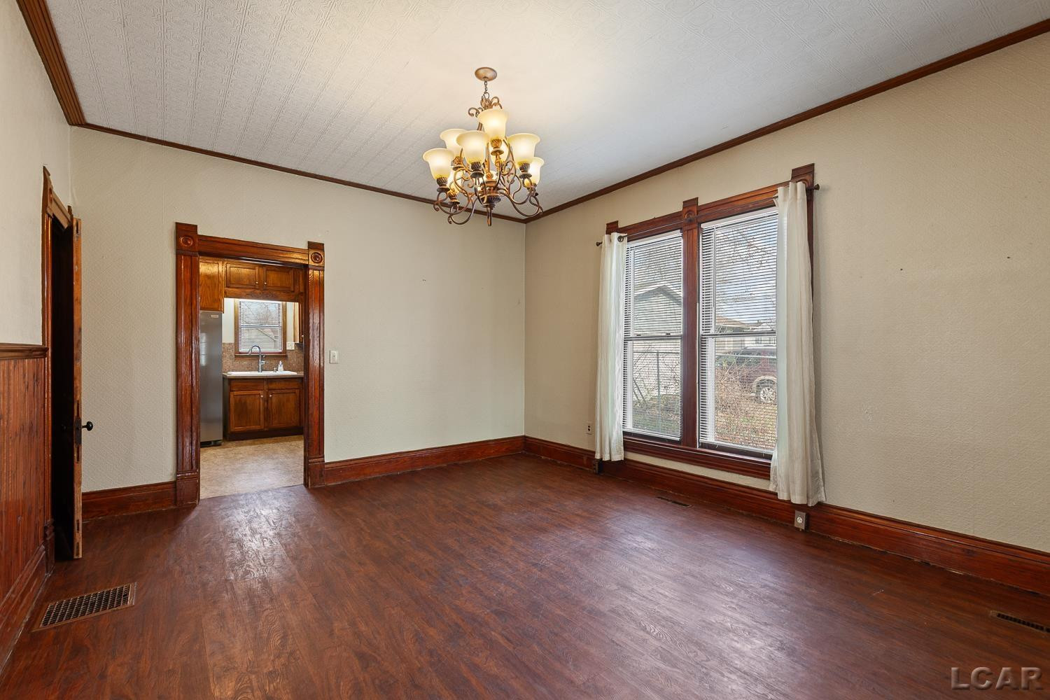 907 E Hunt Street, Adrian, MI 49221 — Photo 10