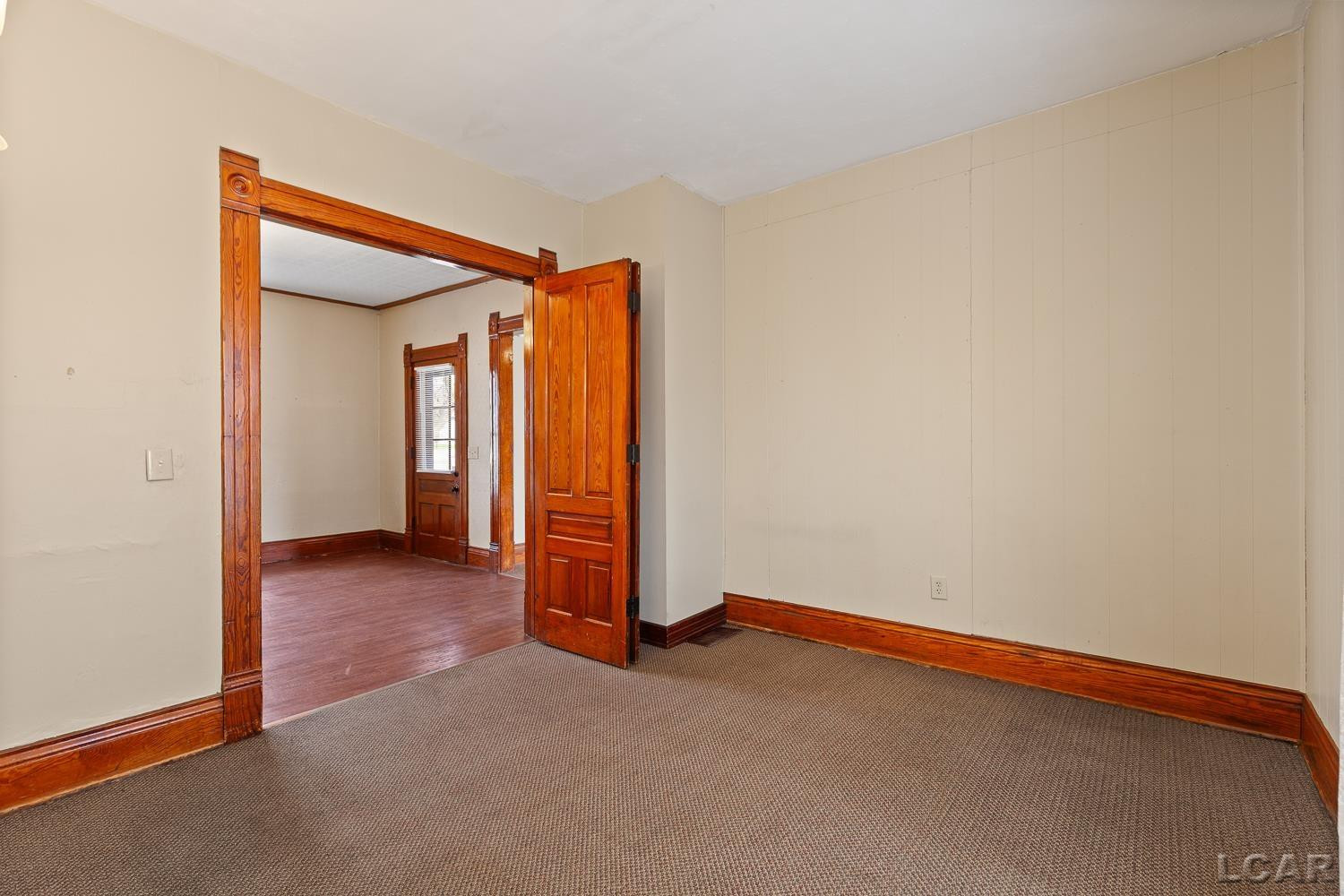 907 E Hunt Street, Adrian, MI 49221 — Photo 15