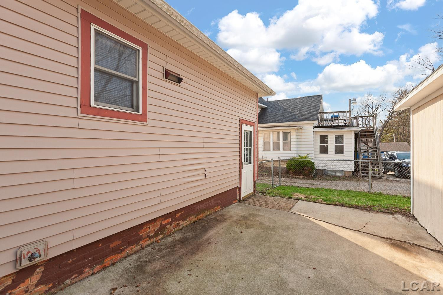 907 E Hunt Street, Adrian, MI 49221 — Photo 28