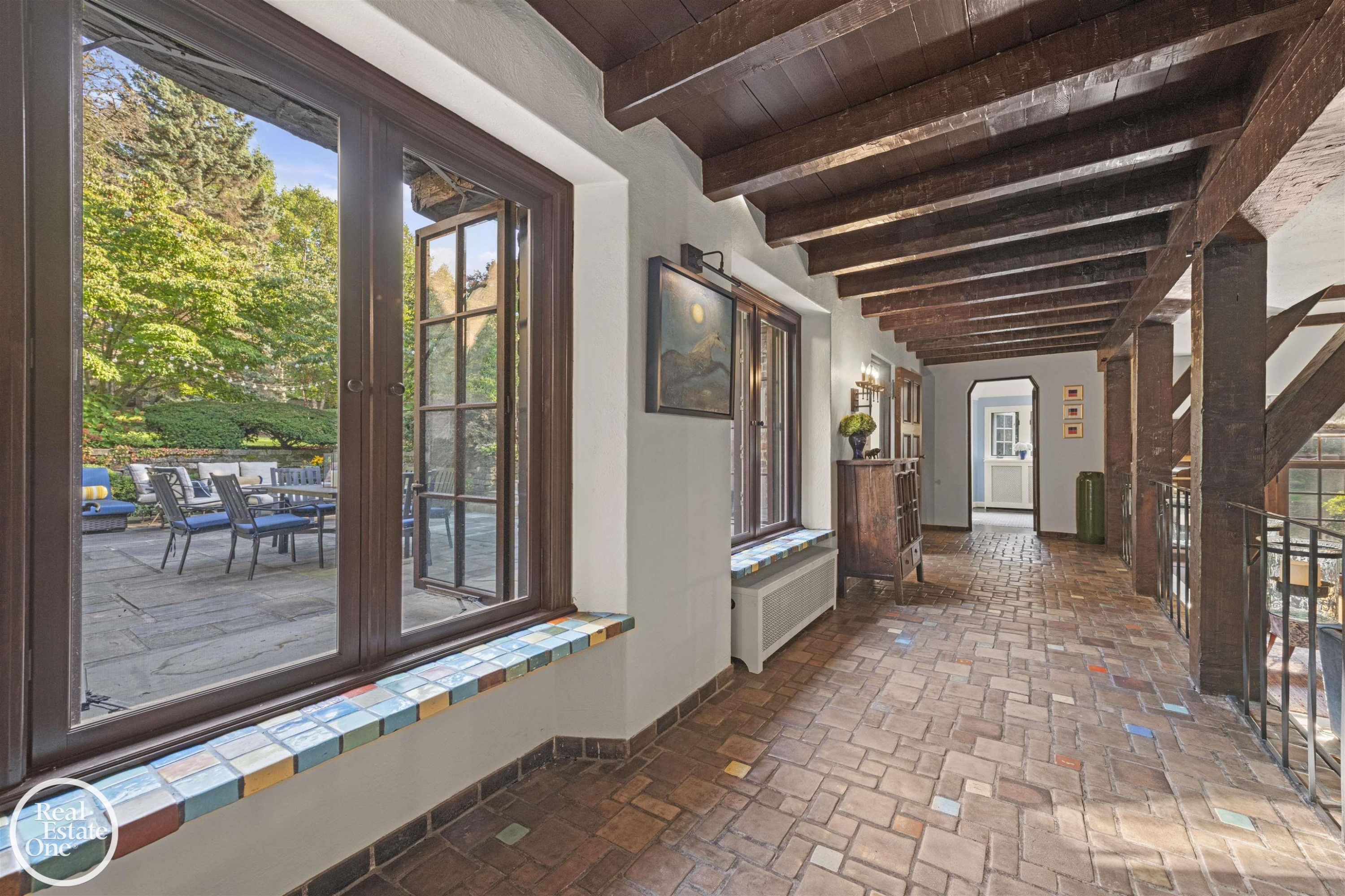 242 Lewiston Road, Grosse Pointe Farms, MI 48236 — Photo 17