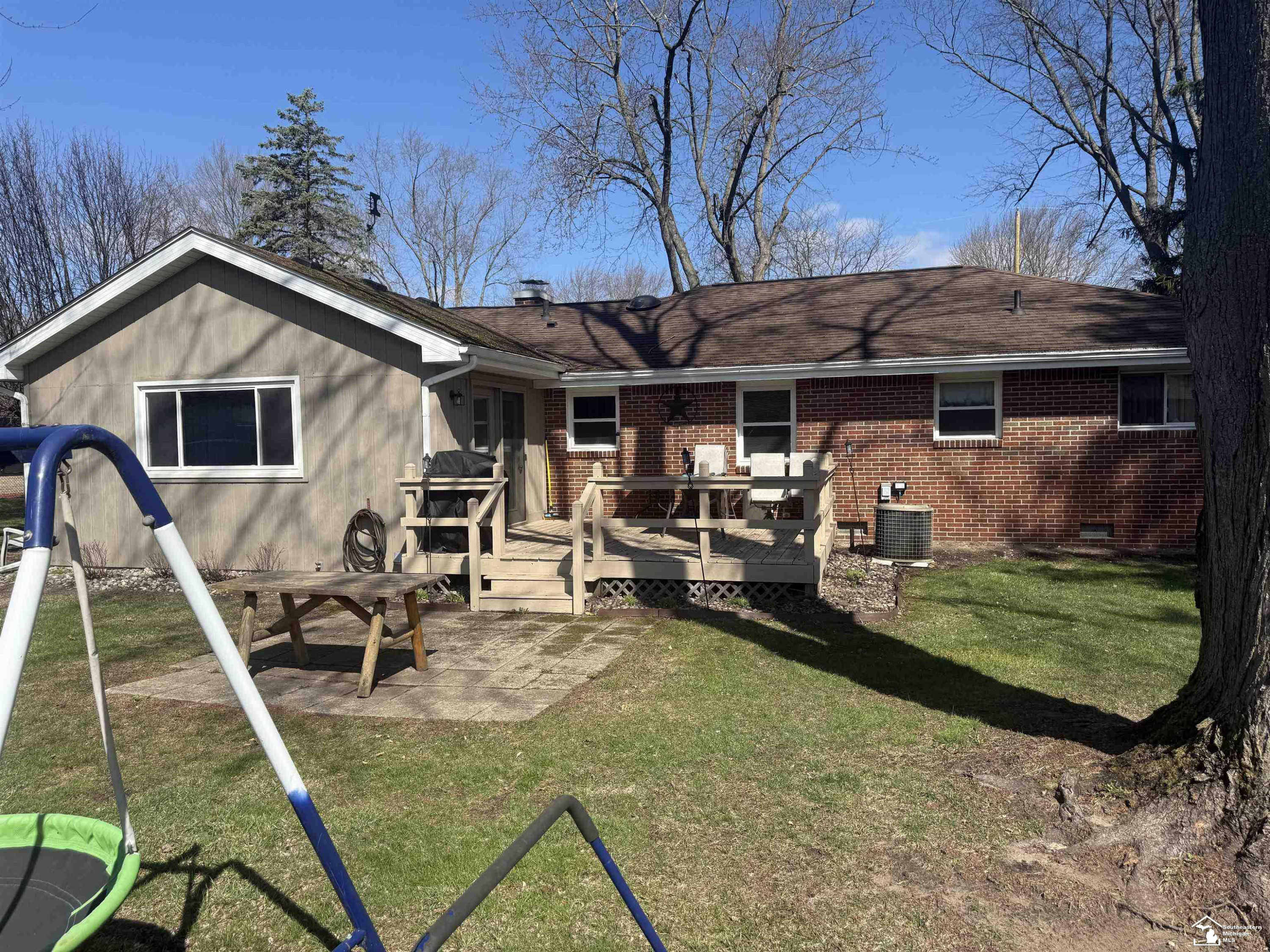 1127 Oakmont Drive, Temperance, MI 48182 — Photo 5