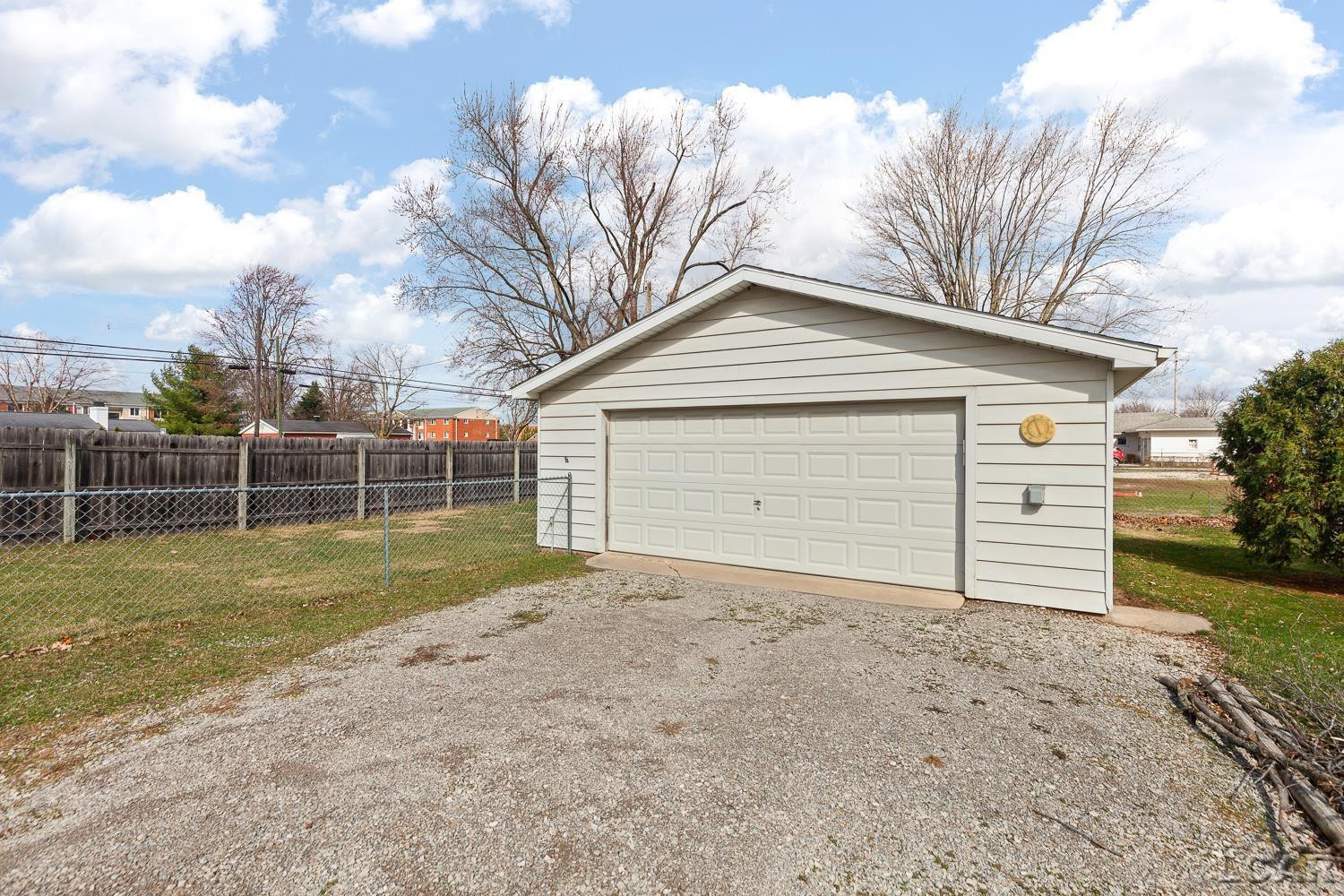 108 S Occidental Highway, Tecumseh, MI 49286 — Photo 2