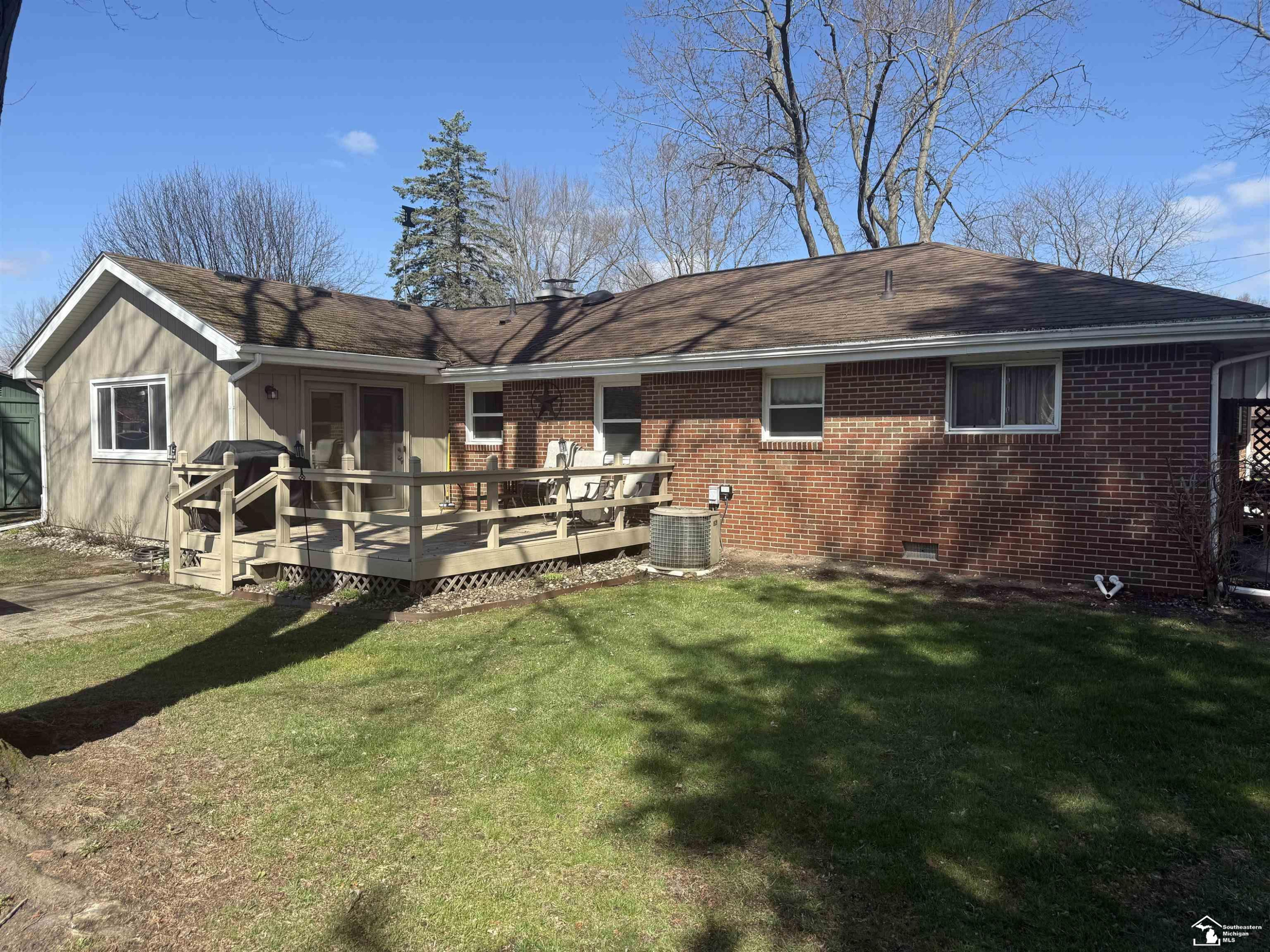 1127 Oakmont Drive, Temperance, MI 48182 — Photo 7