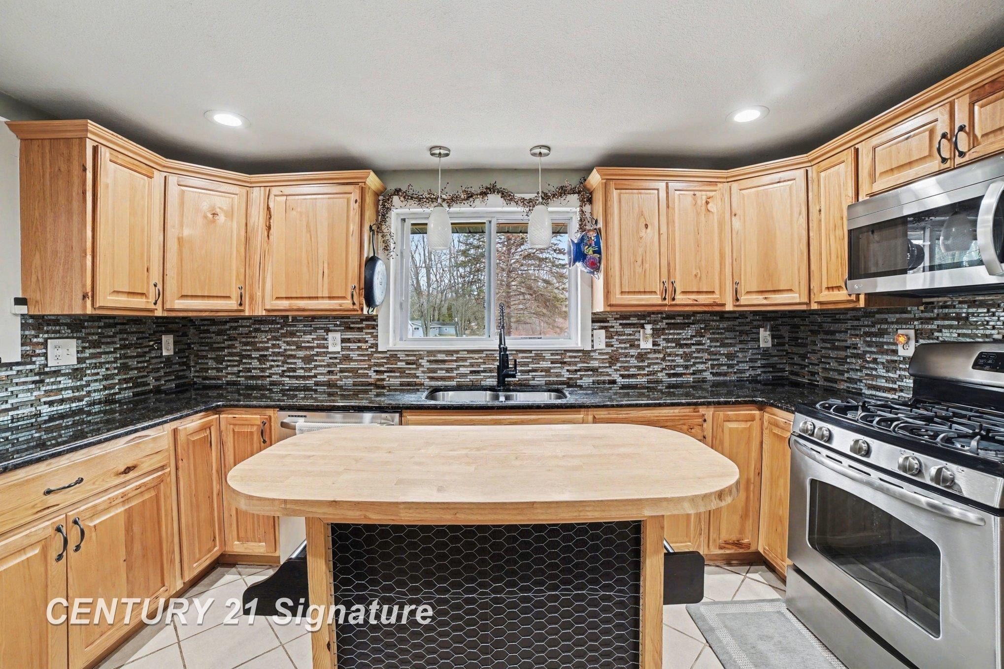611 Sandow Road, Midland, MI 48640 — Photo 15
