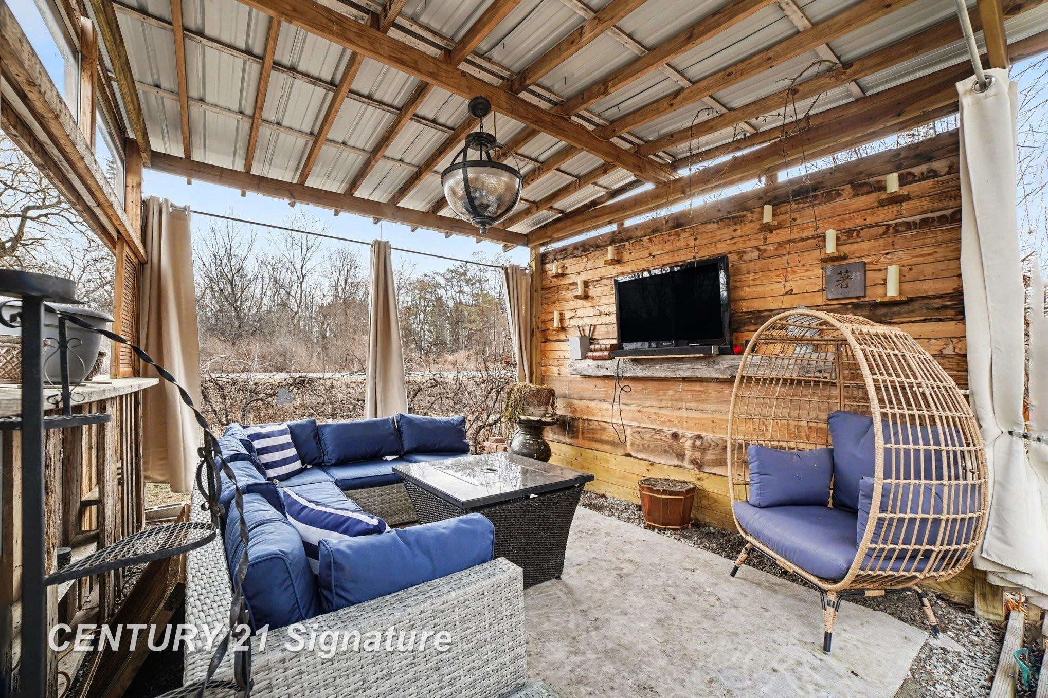 611 Sandow Road, Midland, MI 48640 — Photo 28
