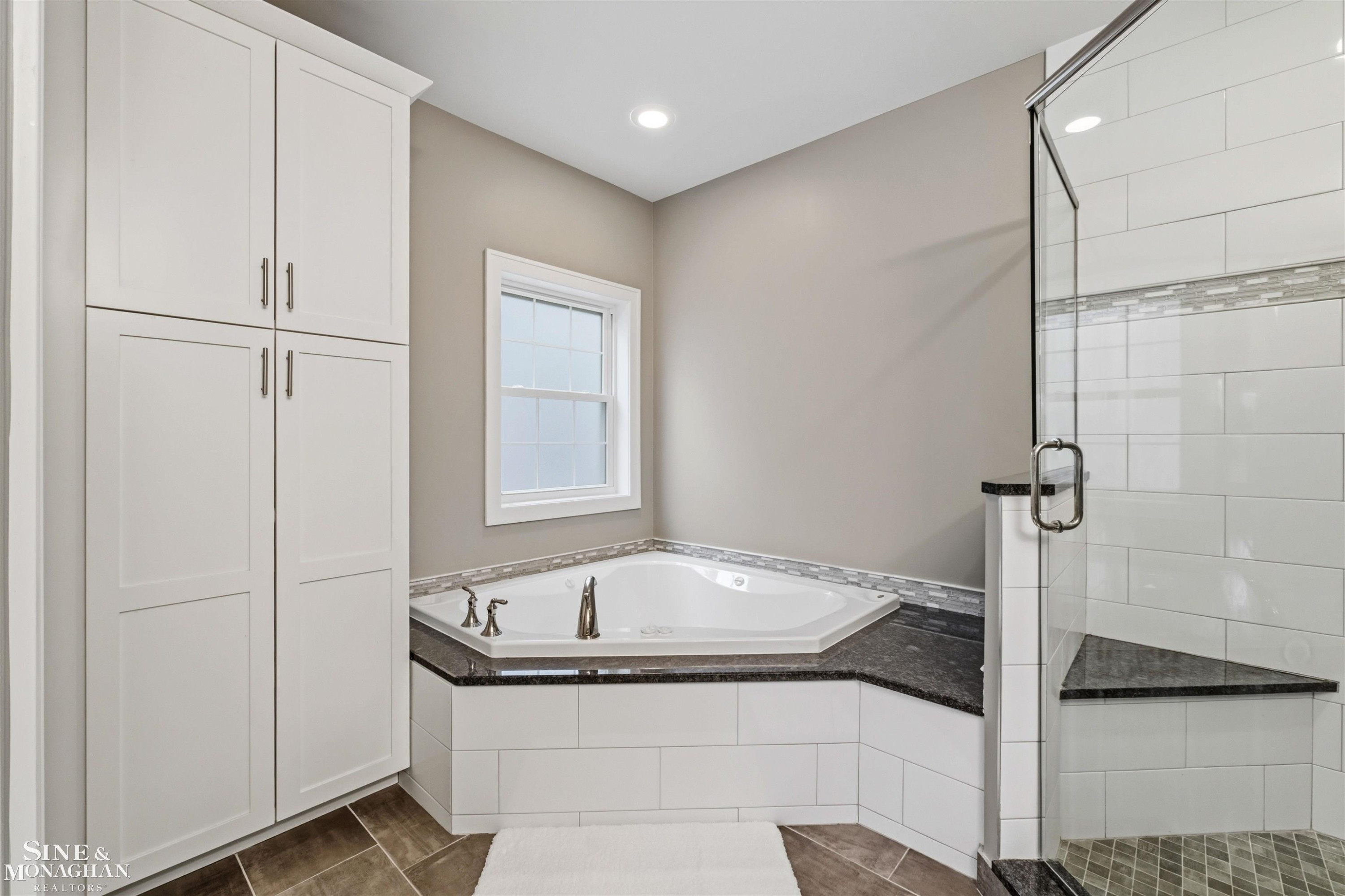 174 Kerby Road, Grosse Pointe Farms, MI 48236 — Photo 30