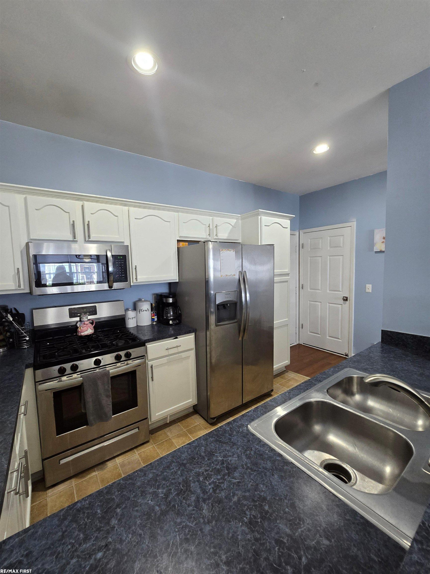 29280 Classic Drive, MI — Photo 11