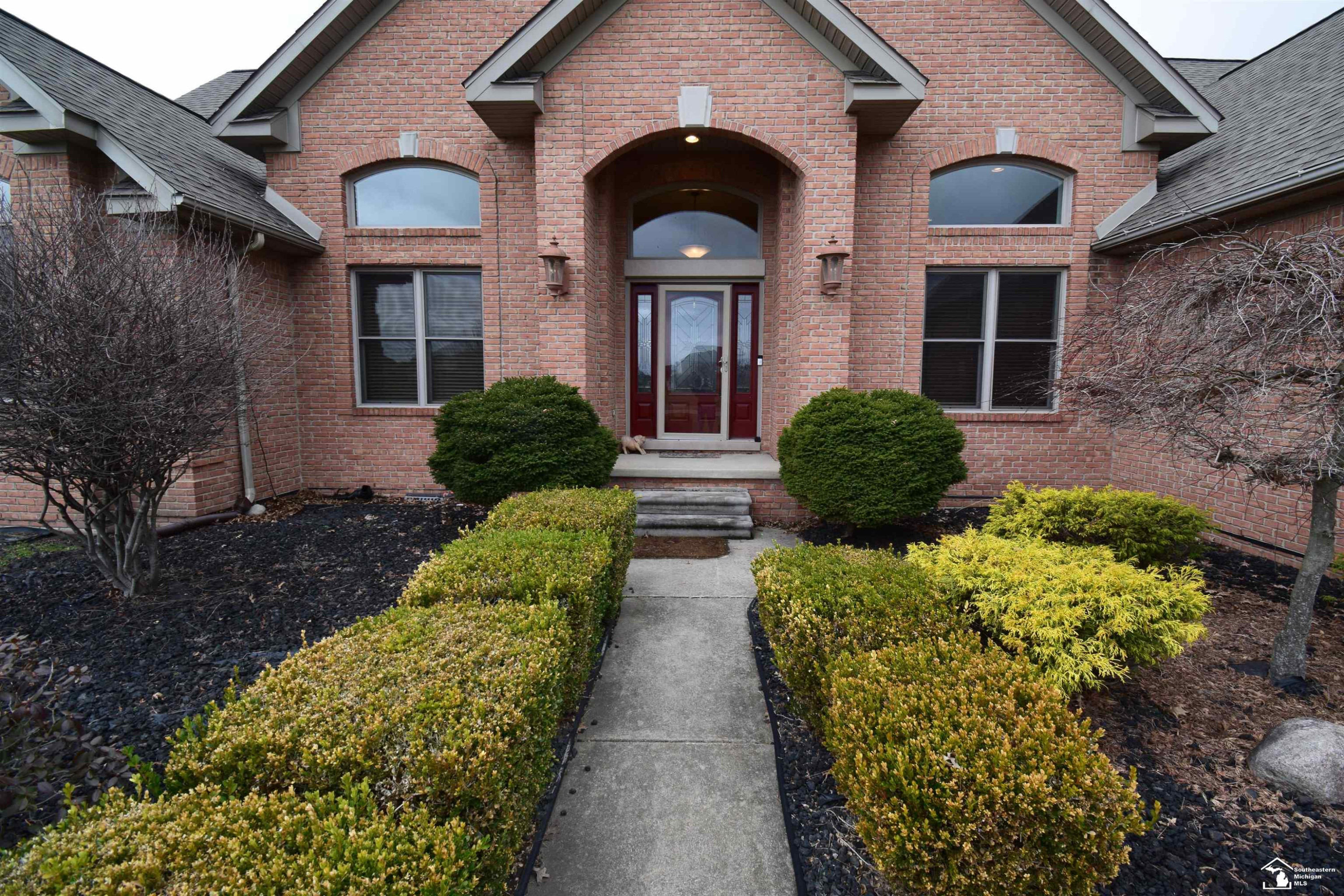 24160 Fairview Drive, New Boston, MI 48164 — Photo 5
