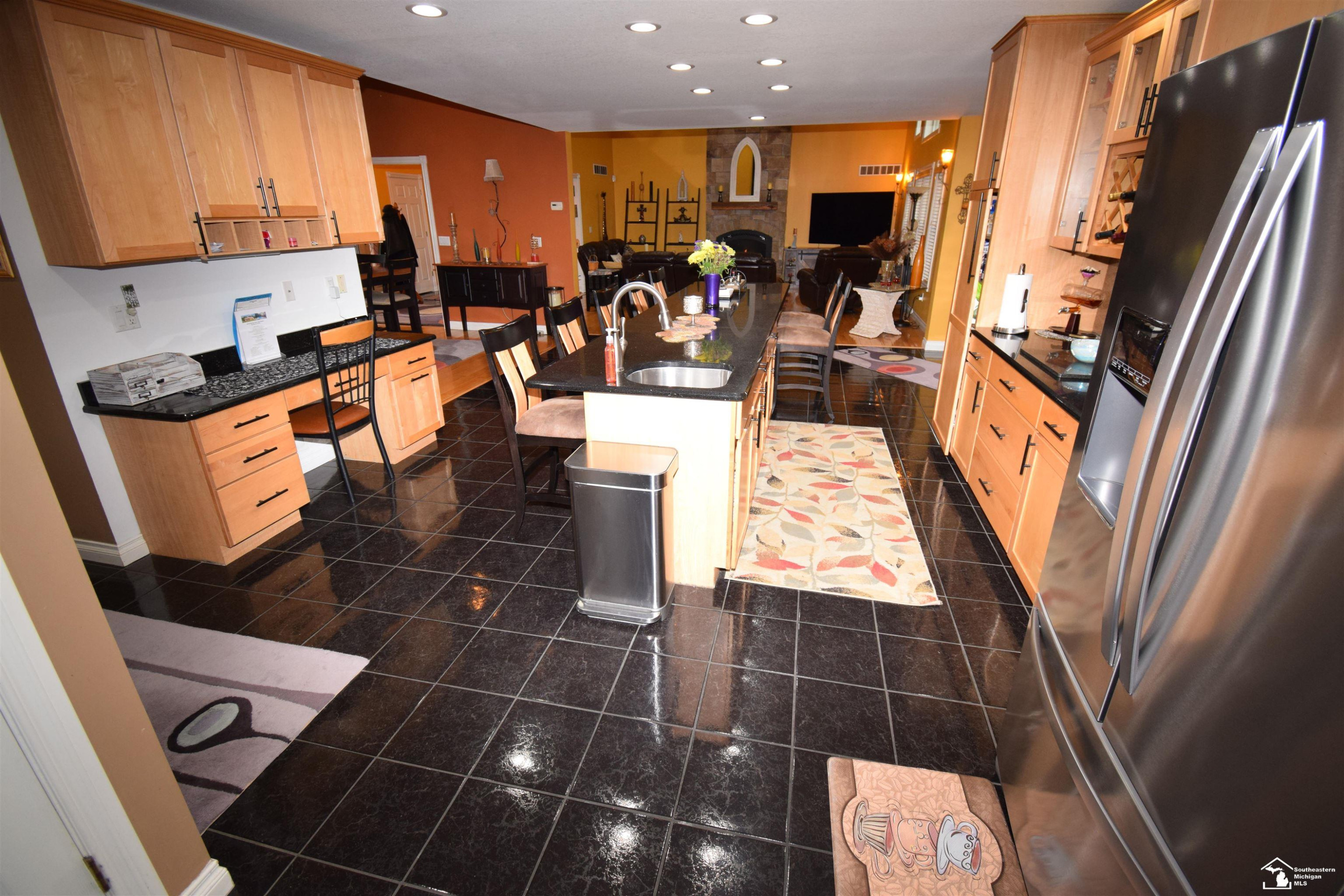 24160 Fairview Drive, New Boston, MI 48164 — Photo 21