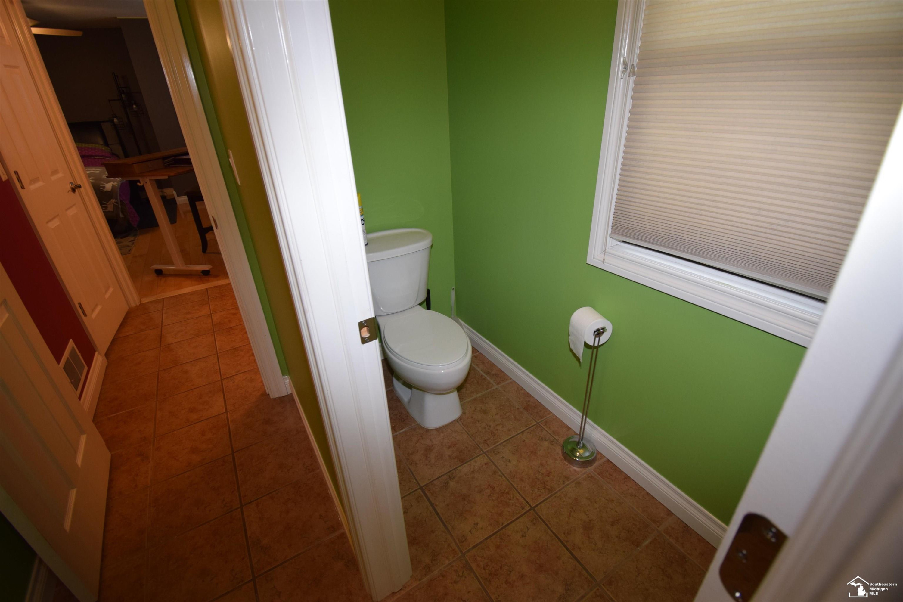 24160 Fairview Drive, New Boston, MI 48164 — Photo 45