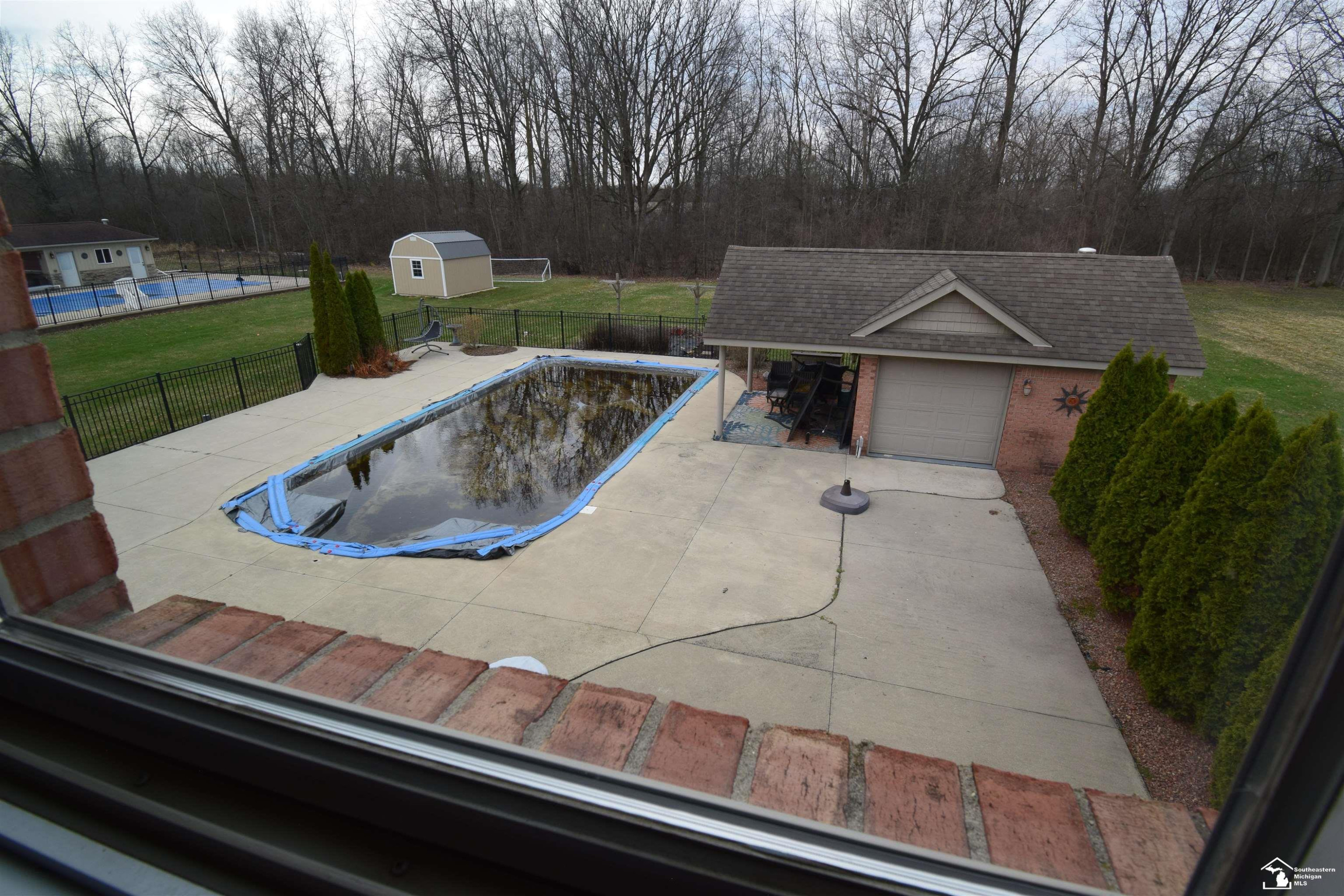 24160 Fairview Drive, New Boston, MI 48164 — Photo 56