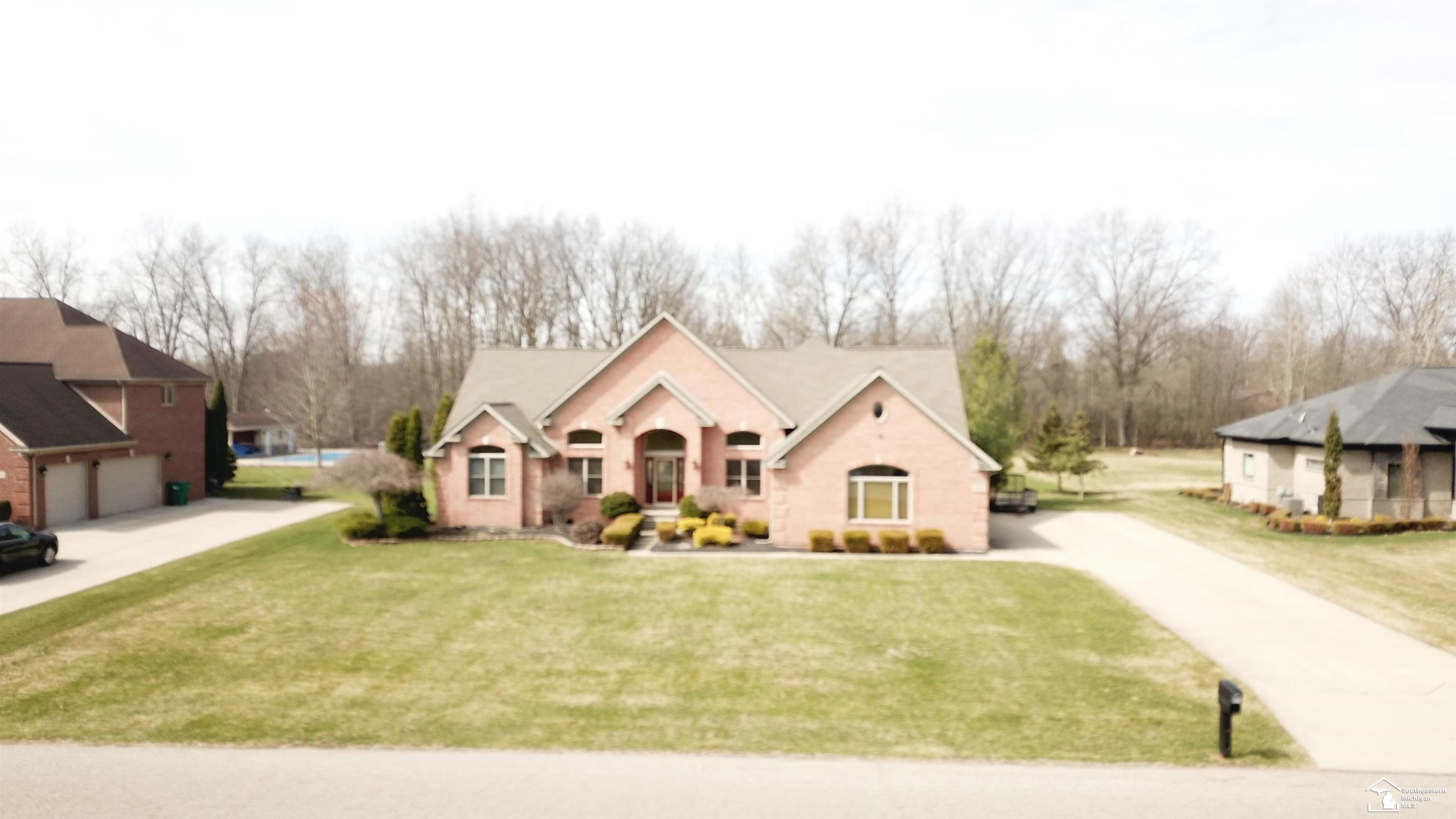 24160 Fairview Drive, New Boston, MI 48164 — Photo 80