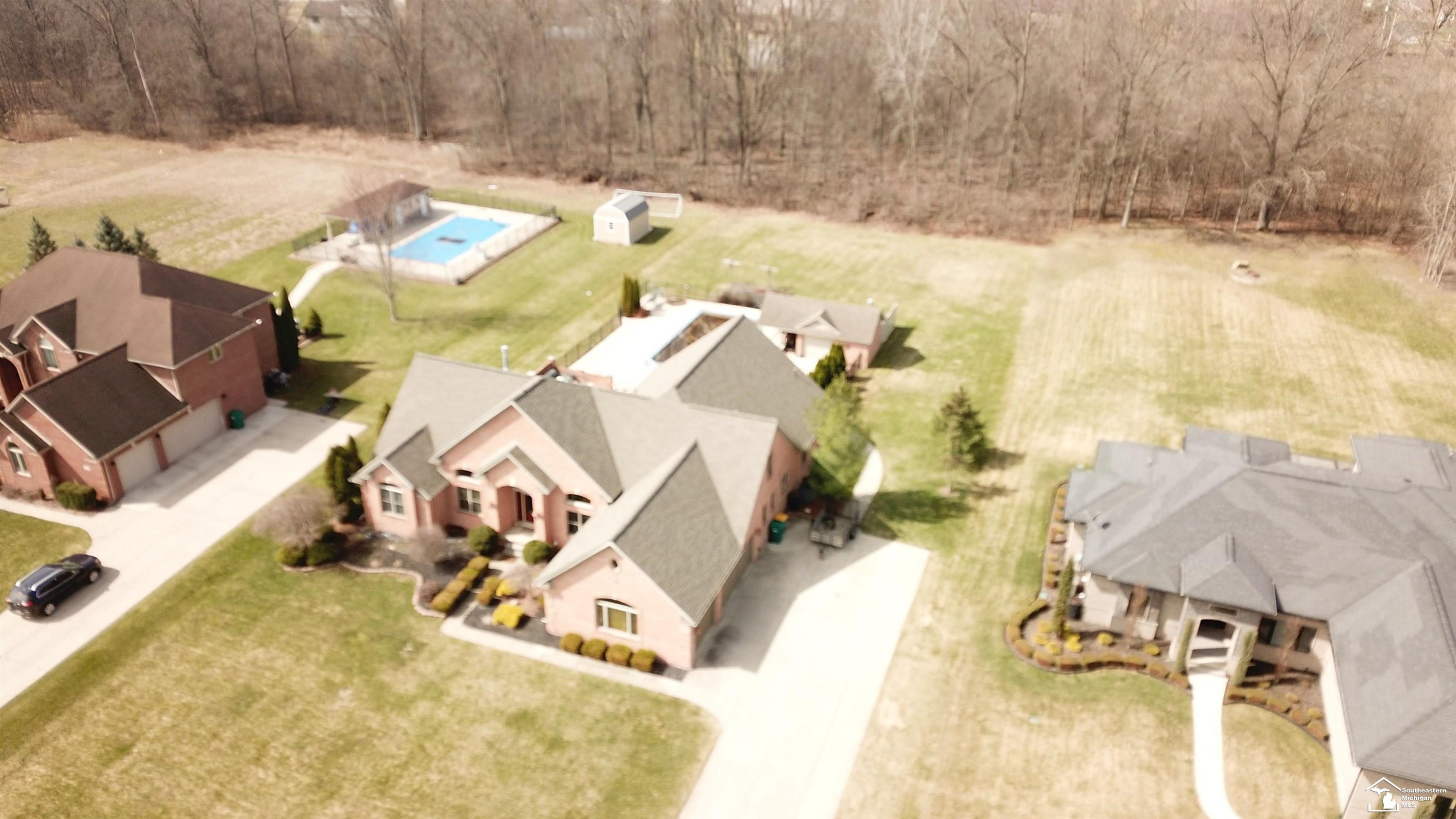 24160 Fairview Drive, New Boston, MI 48164 — Photo 83