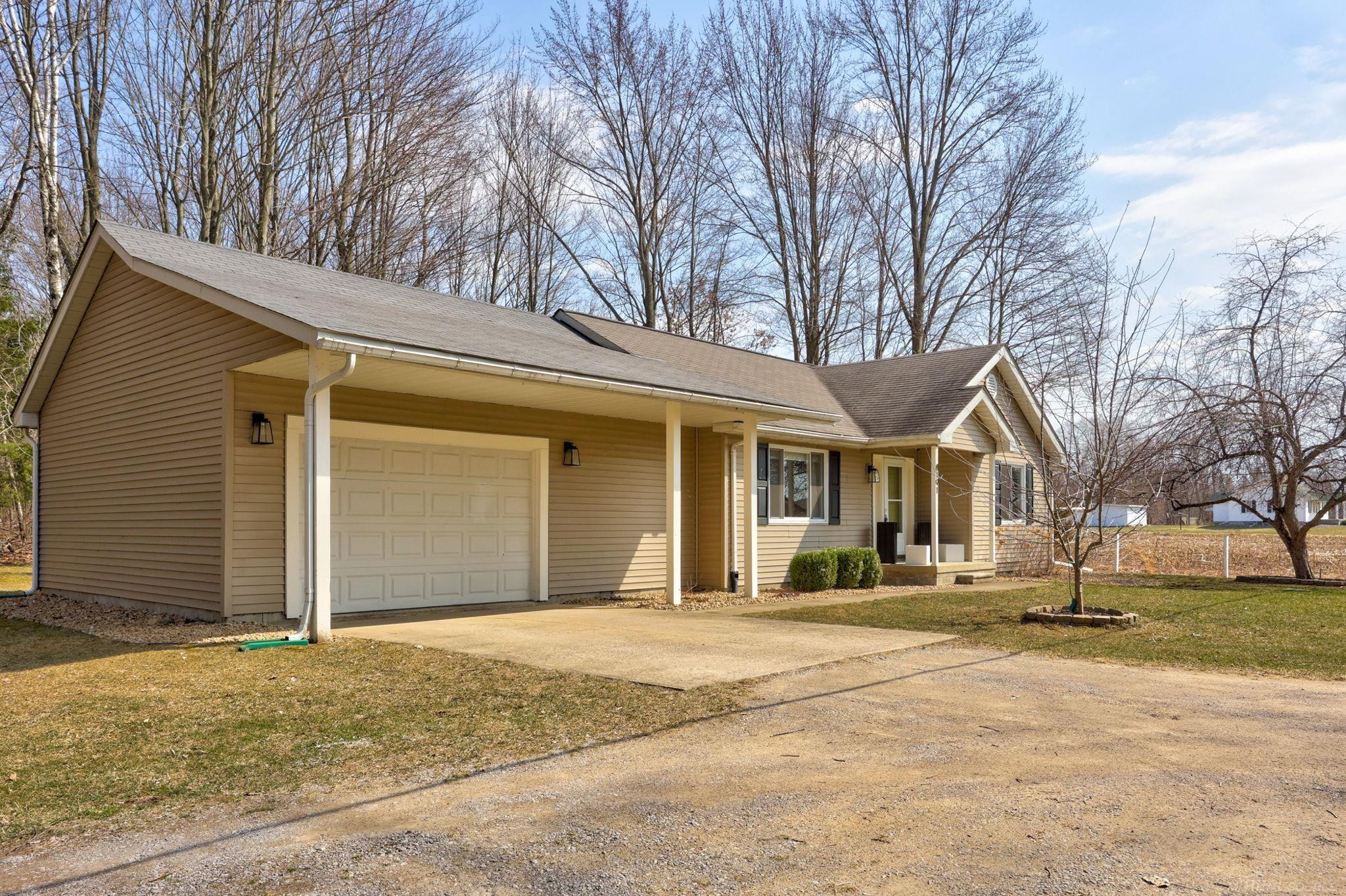 8191 Elms Road, Birch Run, MI 48415 — Photo 3