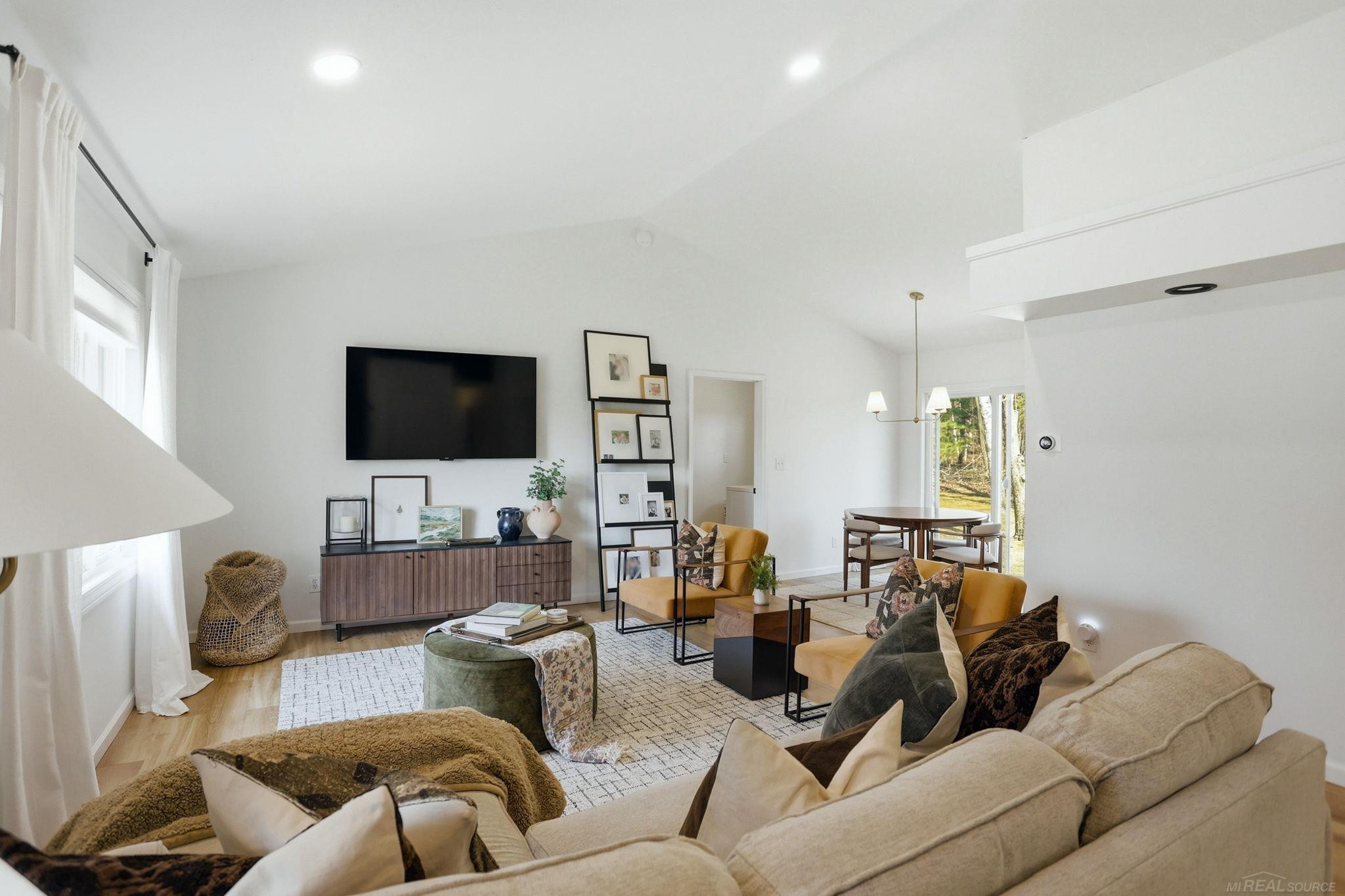 8191 Elms Road, Birch Run, MI 48415 — Photo 9