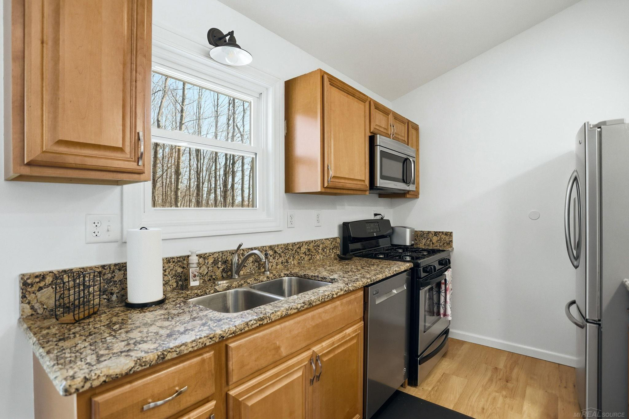 8191 Elms Road, Birch Run, MI 48415 — Photo 16