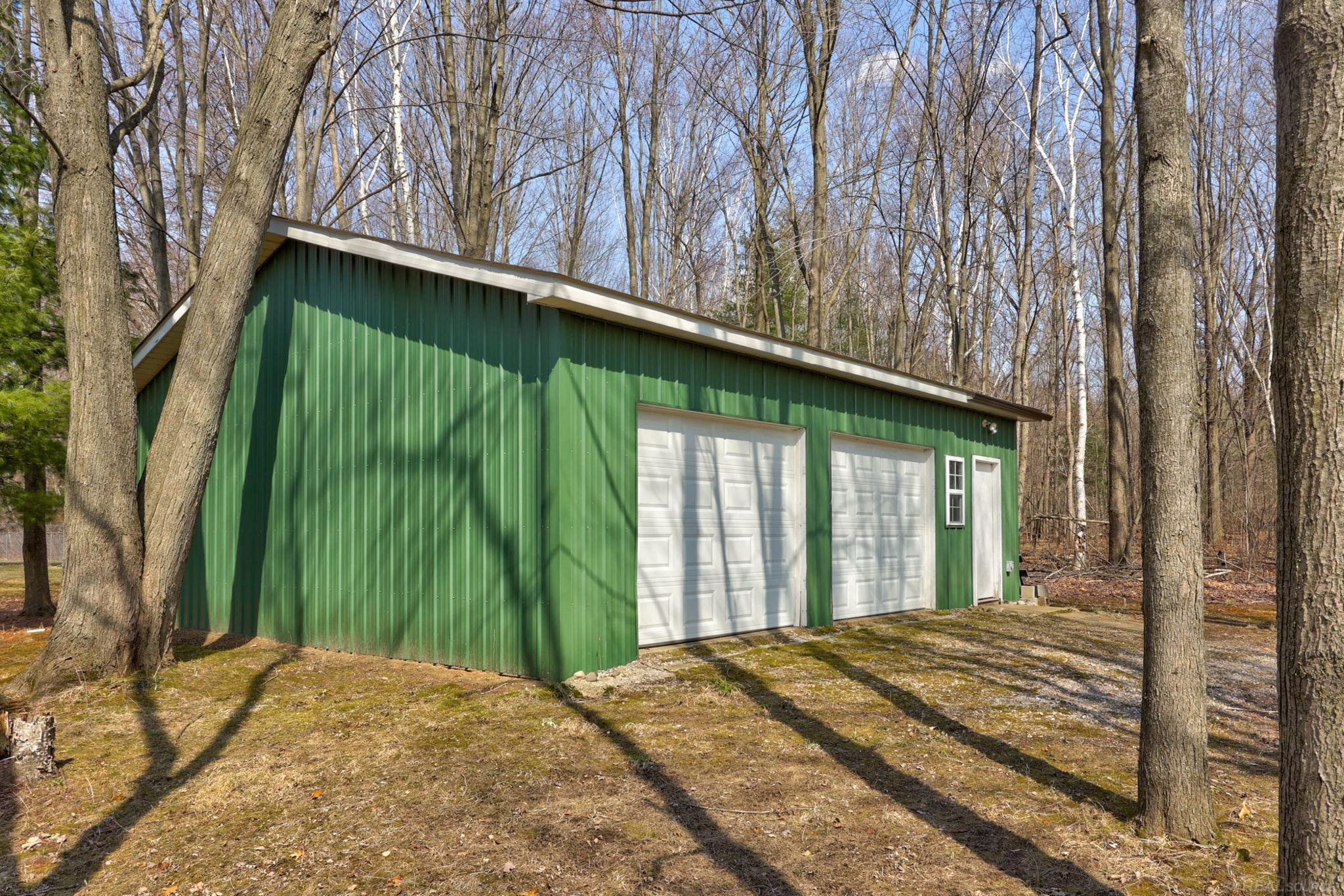 8191 Elms Road, Birch Run, MI 48415 — Photo 36