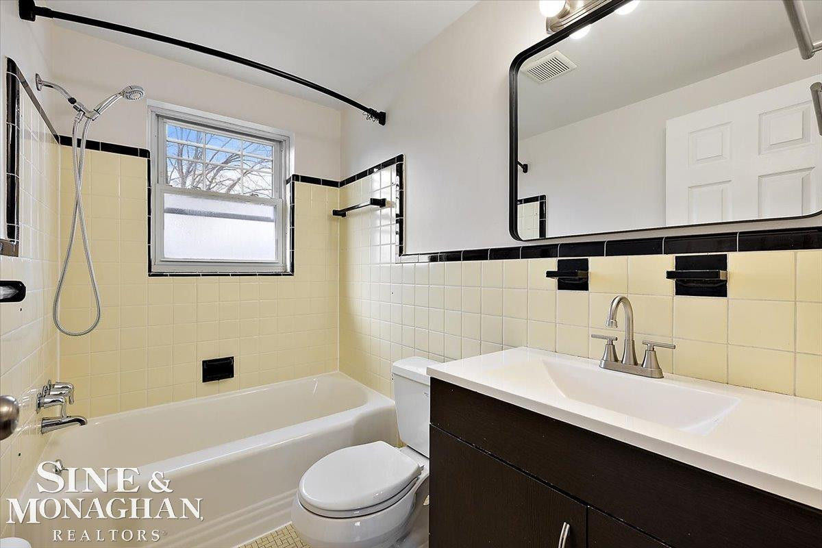 23011 Gary Lane Road, Saint Clair Shores, MI 48080 — Photo 14