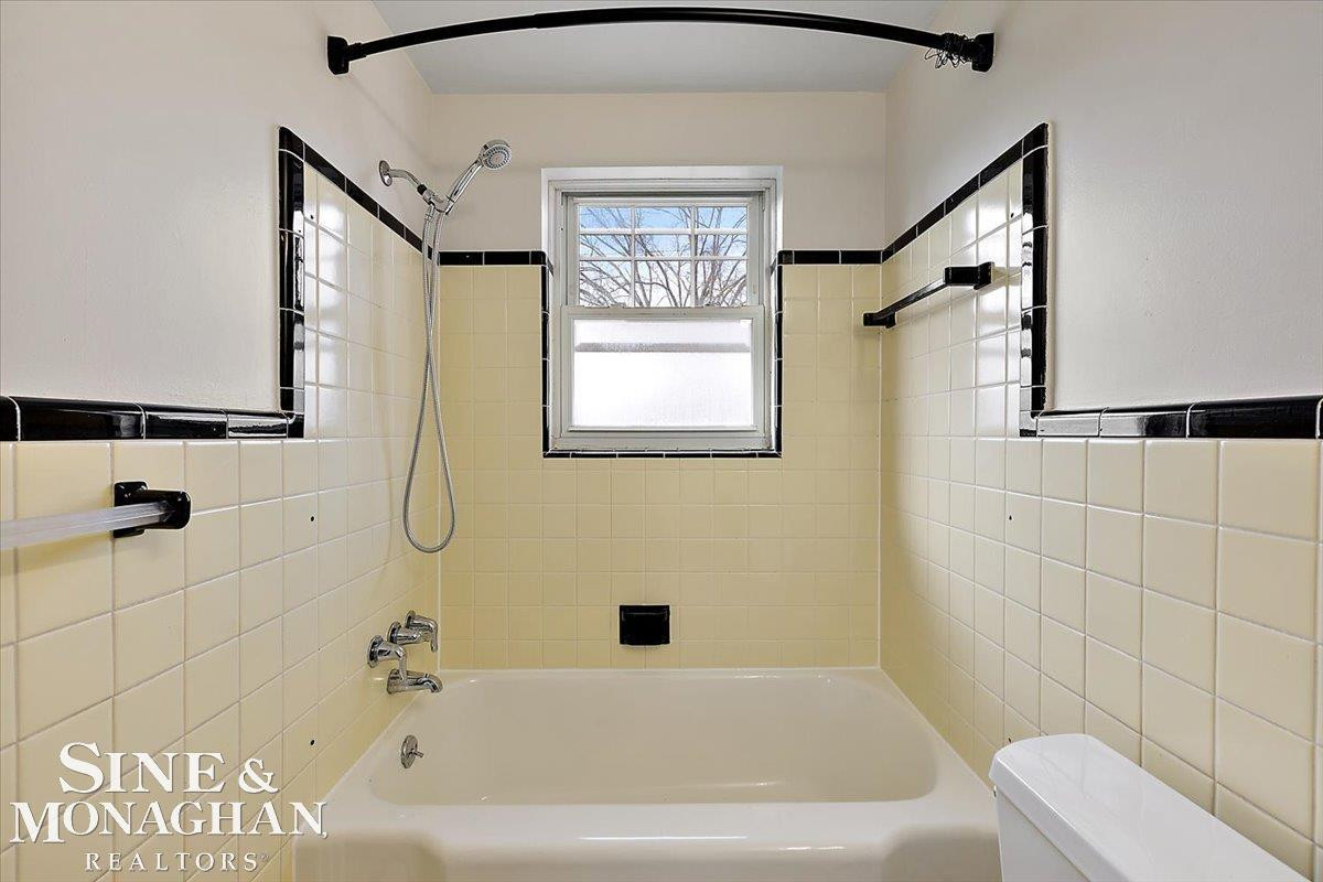 23011 Gary Lane Road, Saint Clair Shores, MI 48080 — Photo 15