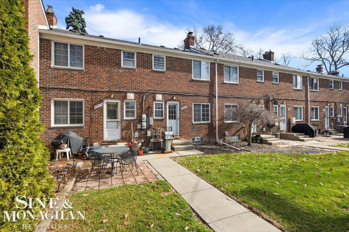 23011 Gary Lane Road, Saint Clair Shores, MI 48080 — Photo 24