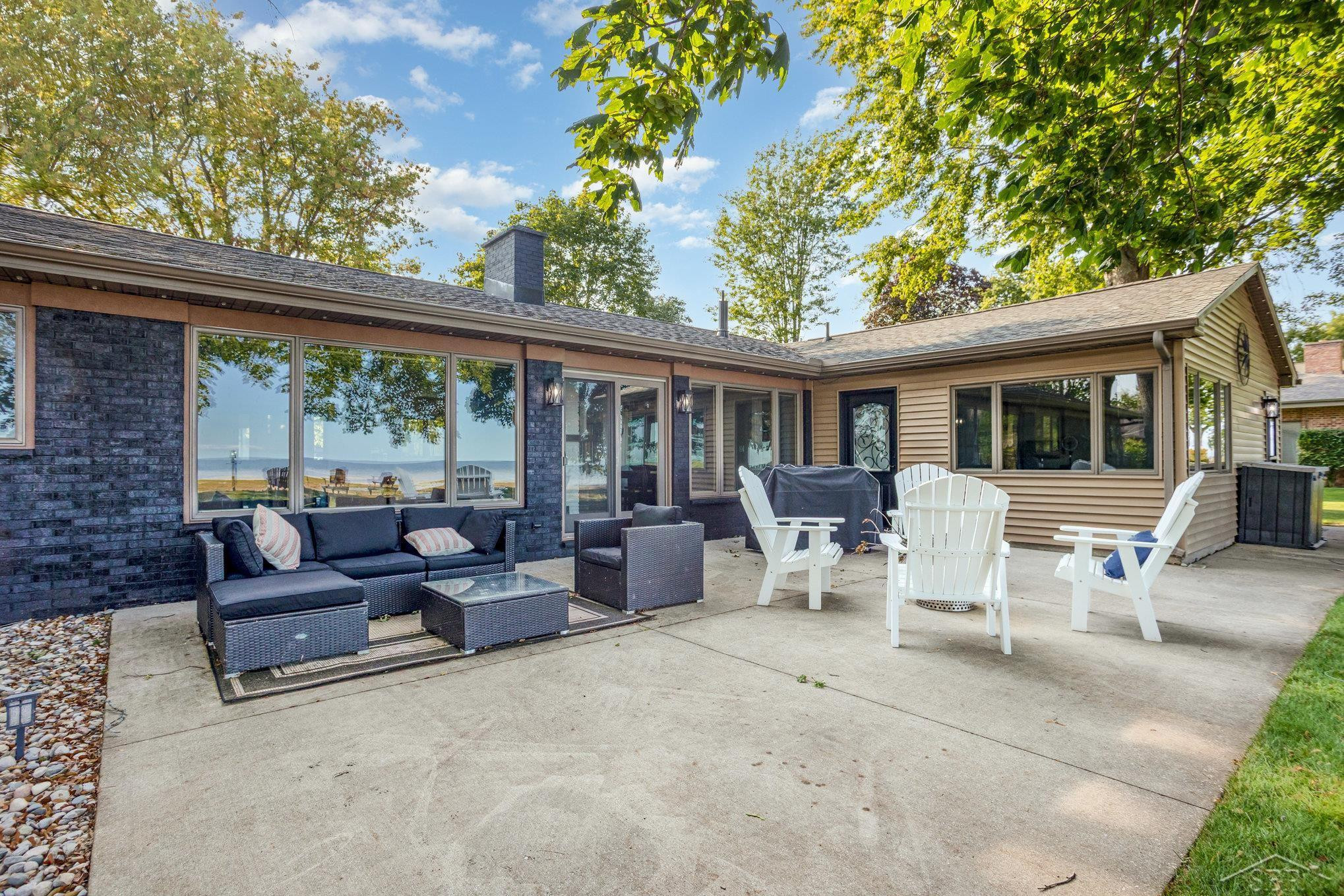 44 N Linwood Beach Road, Linwood, MI 48634 — Photo 32