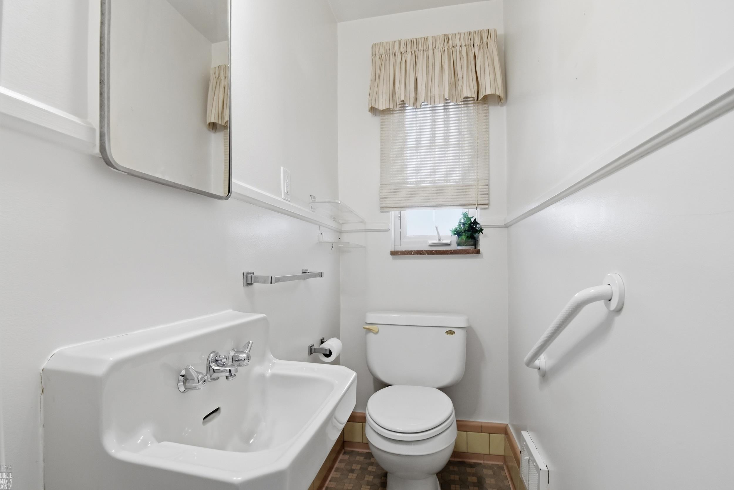 59 Hall Place, Grosse Pointe Farms, MI 48236 — Photo 10