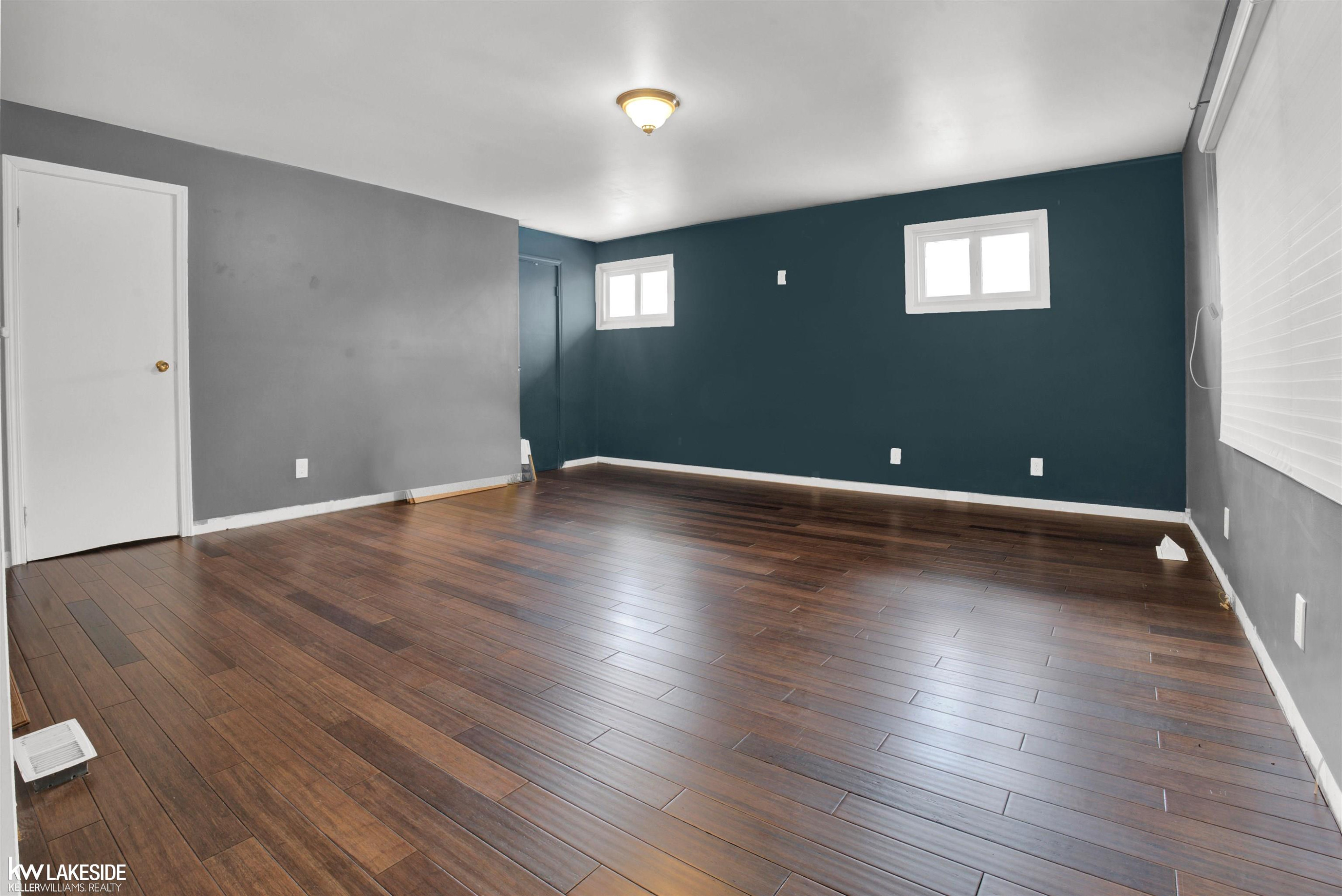 3207 Caroline Street, Auburn Hills, MI 48326 — Photo 9