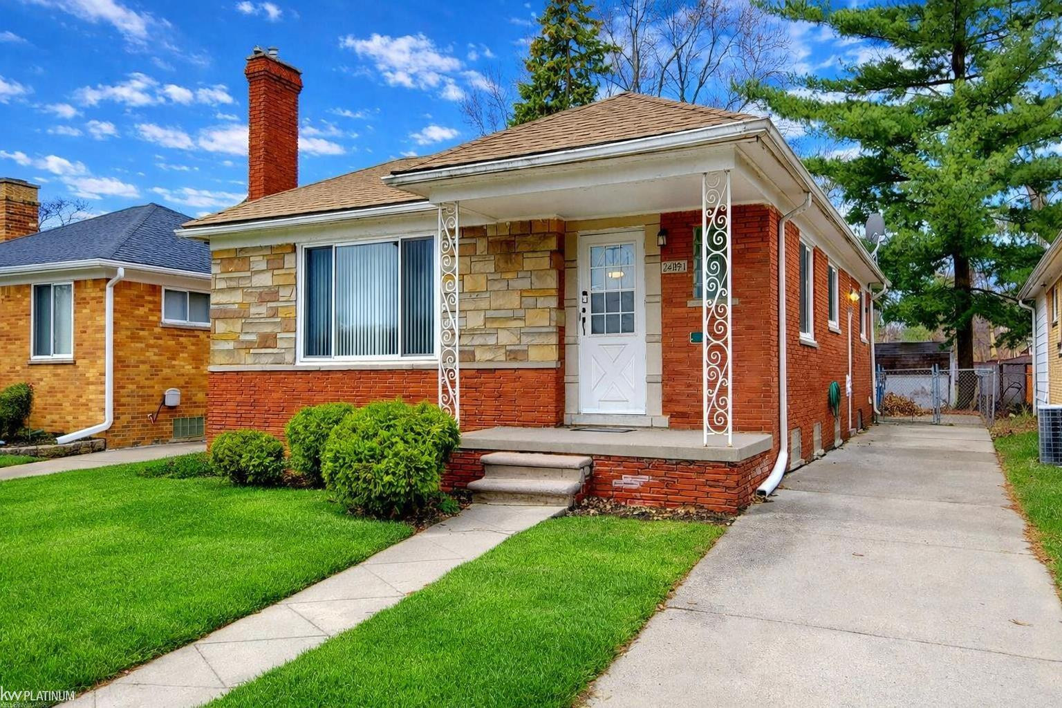 24091 Eastwood Street, Oak Park, MI 48237 — Photo 2