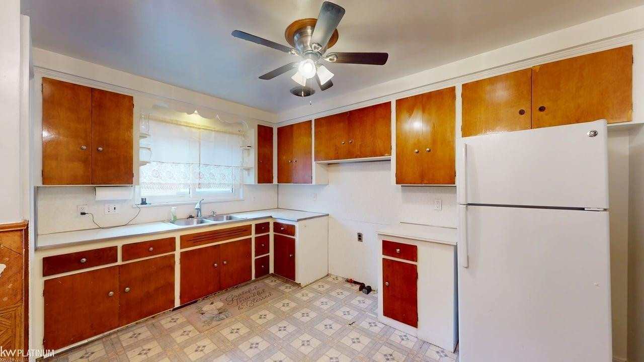 24091 Eastwood Street, Oak Park, MI 48237 — Photo 8