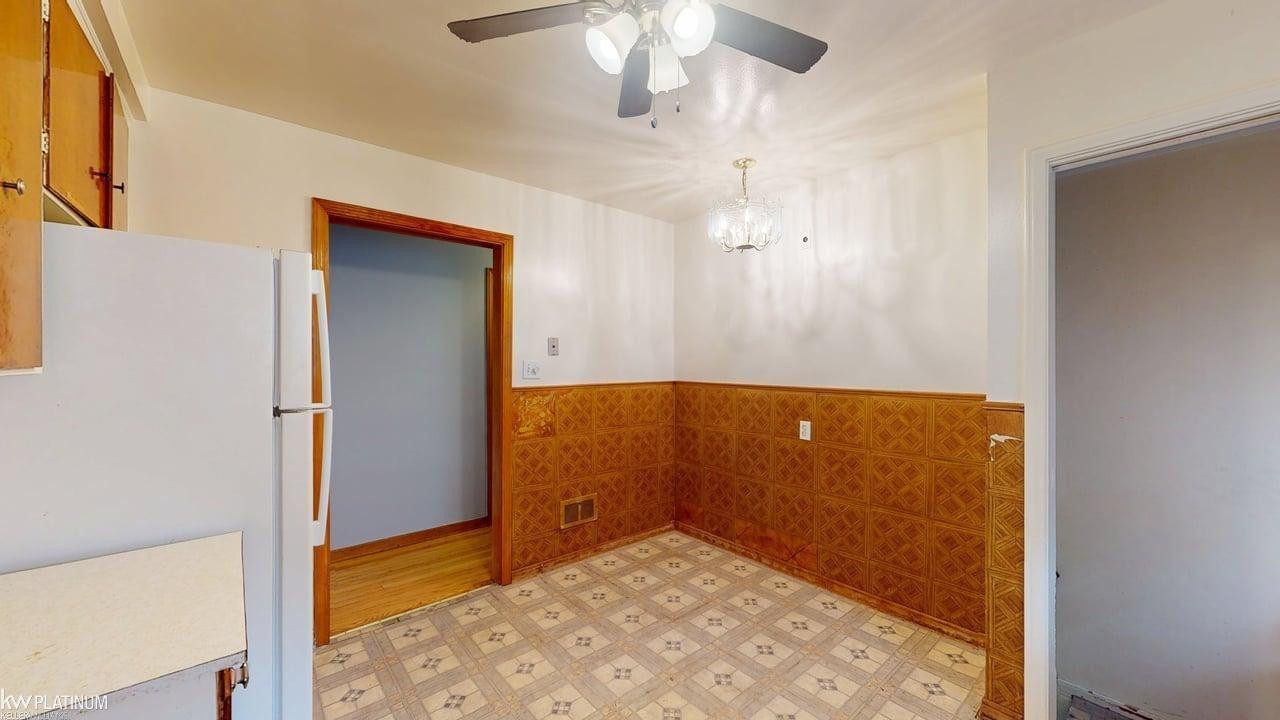 24091 Eastwood Street, Oak Park, MI 48237 — Photo 11