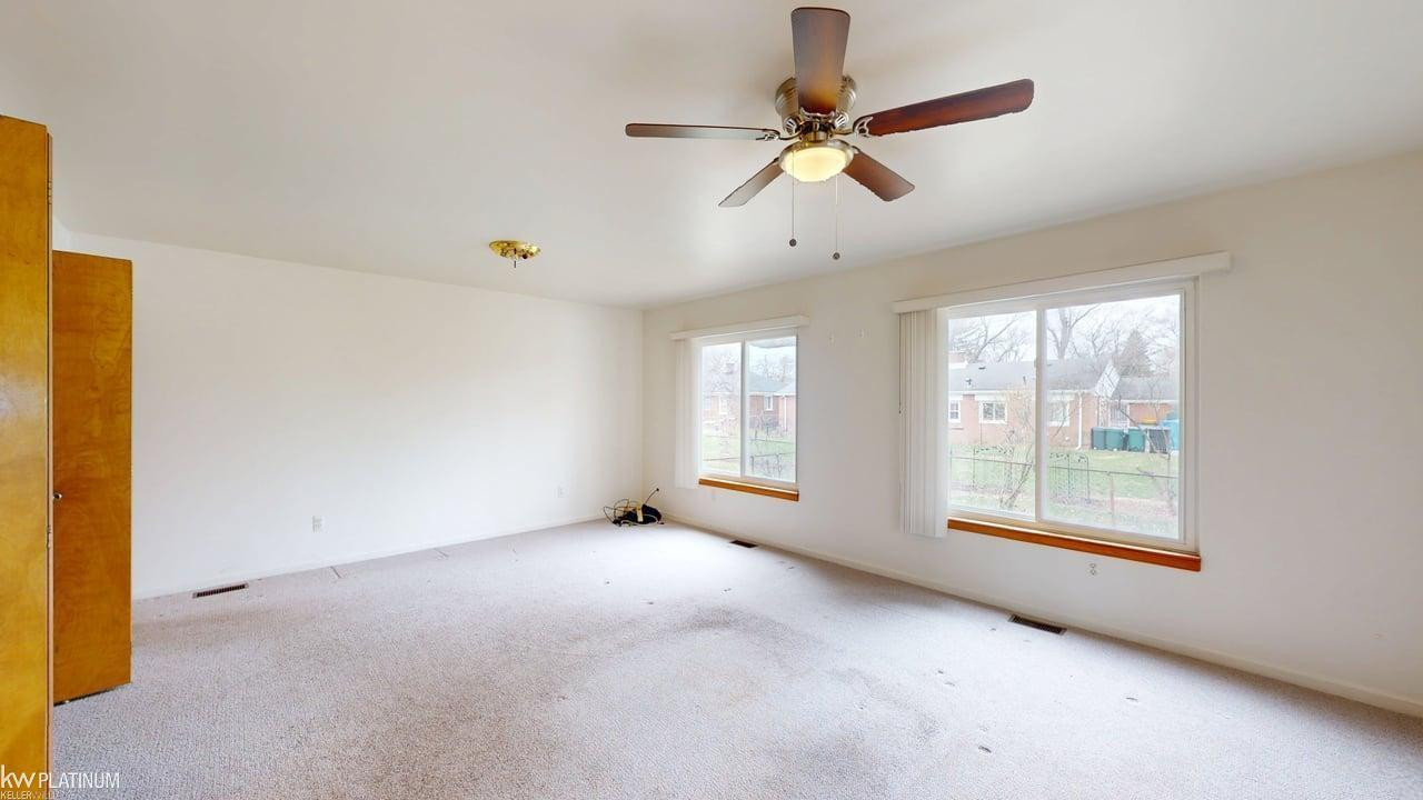 24091 Eastwood Street, Oak Park, MI 48237 — Photo 12