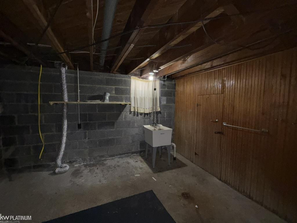 24091 Eastwood Street, Oak Park, MI 48237 — Photo 29
