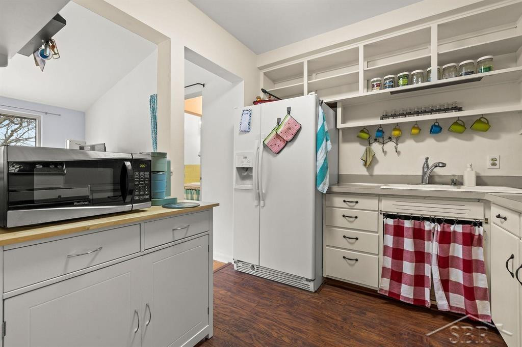 2405 Damman Apt. 201 Drive, 201, Midland, MI 48640 — Photo 9
